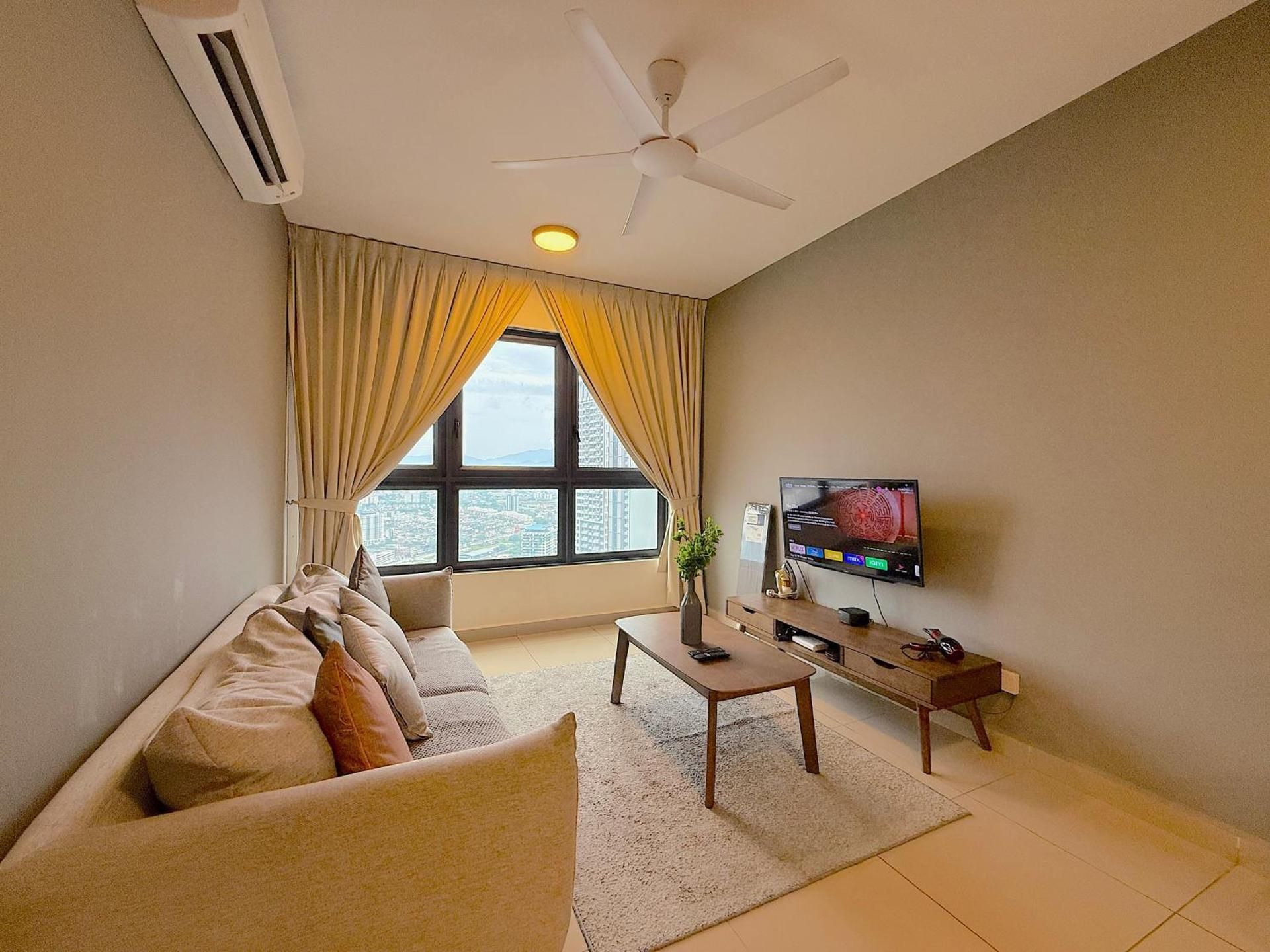 Three-Bedroom Superior Apartment