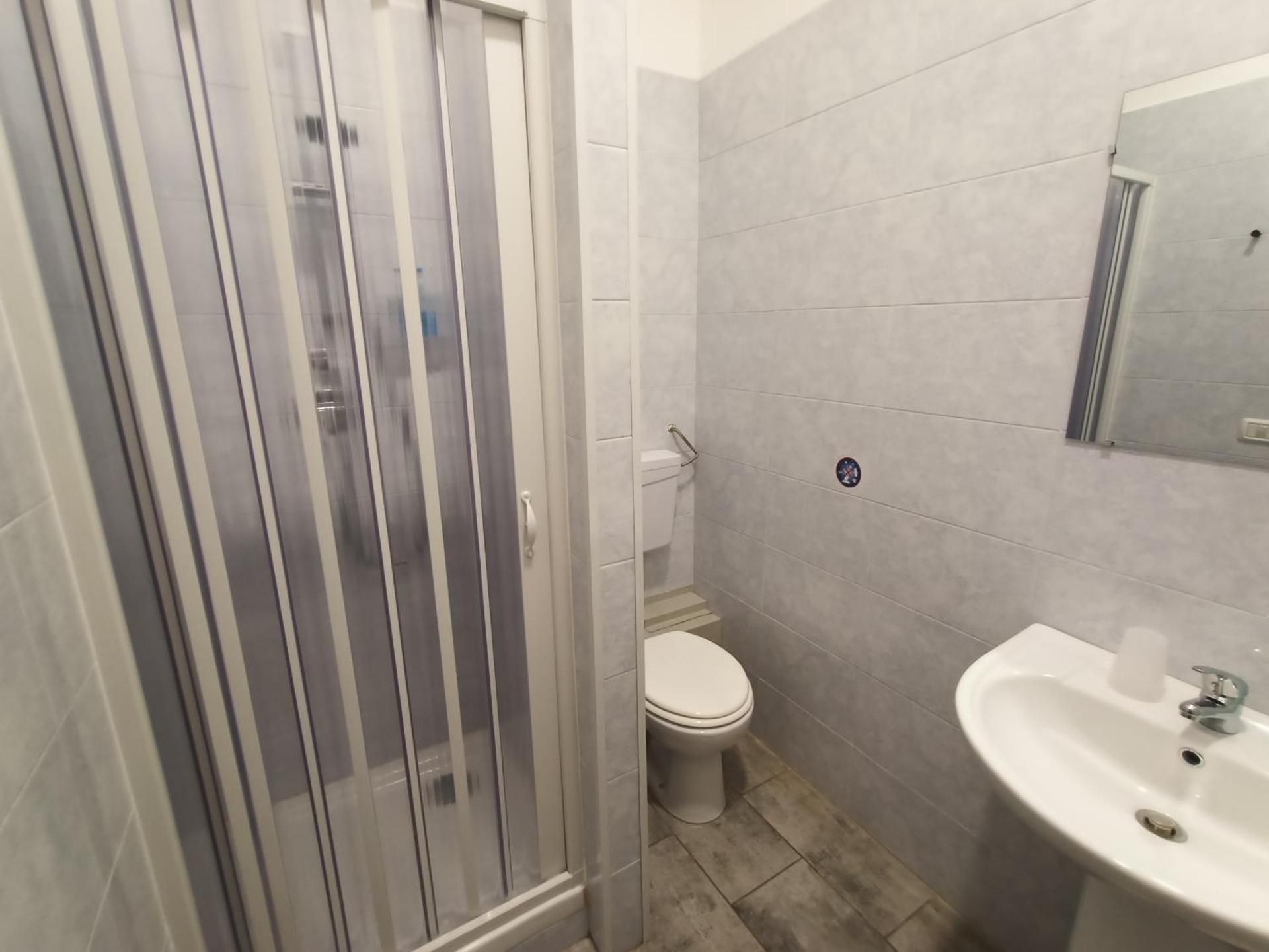 Double or Twin Room with Private Bathroom