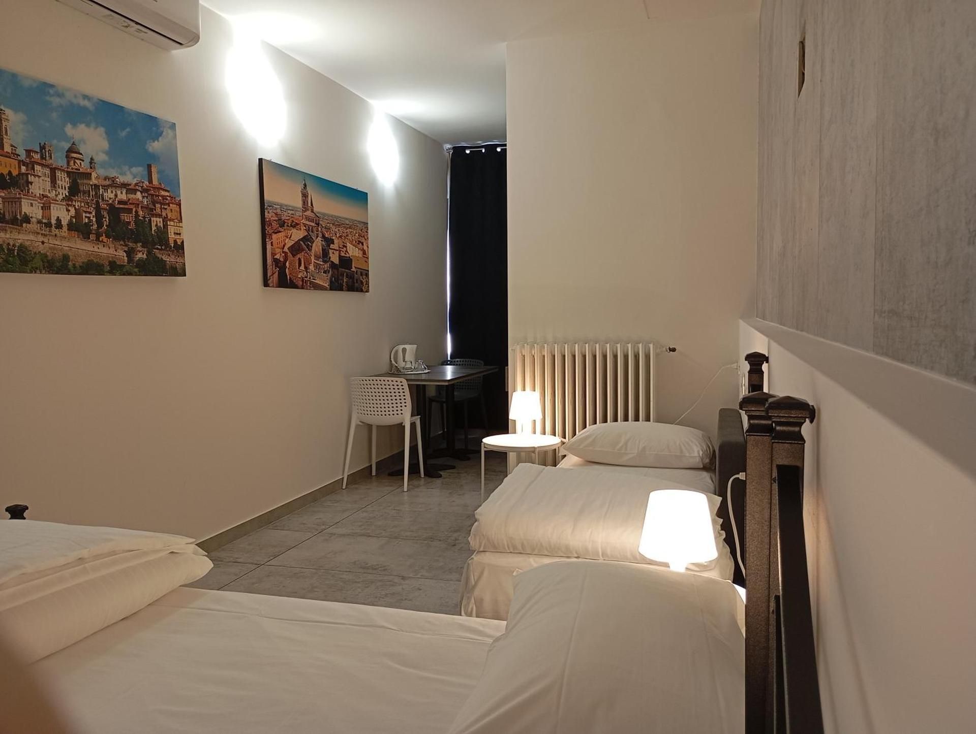Triple Room with Private Bathroom