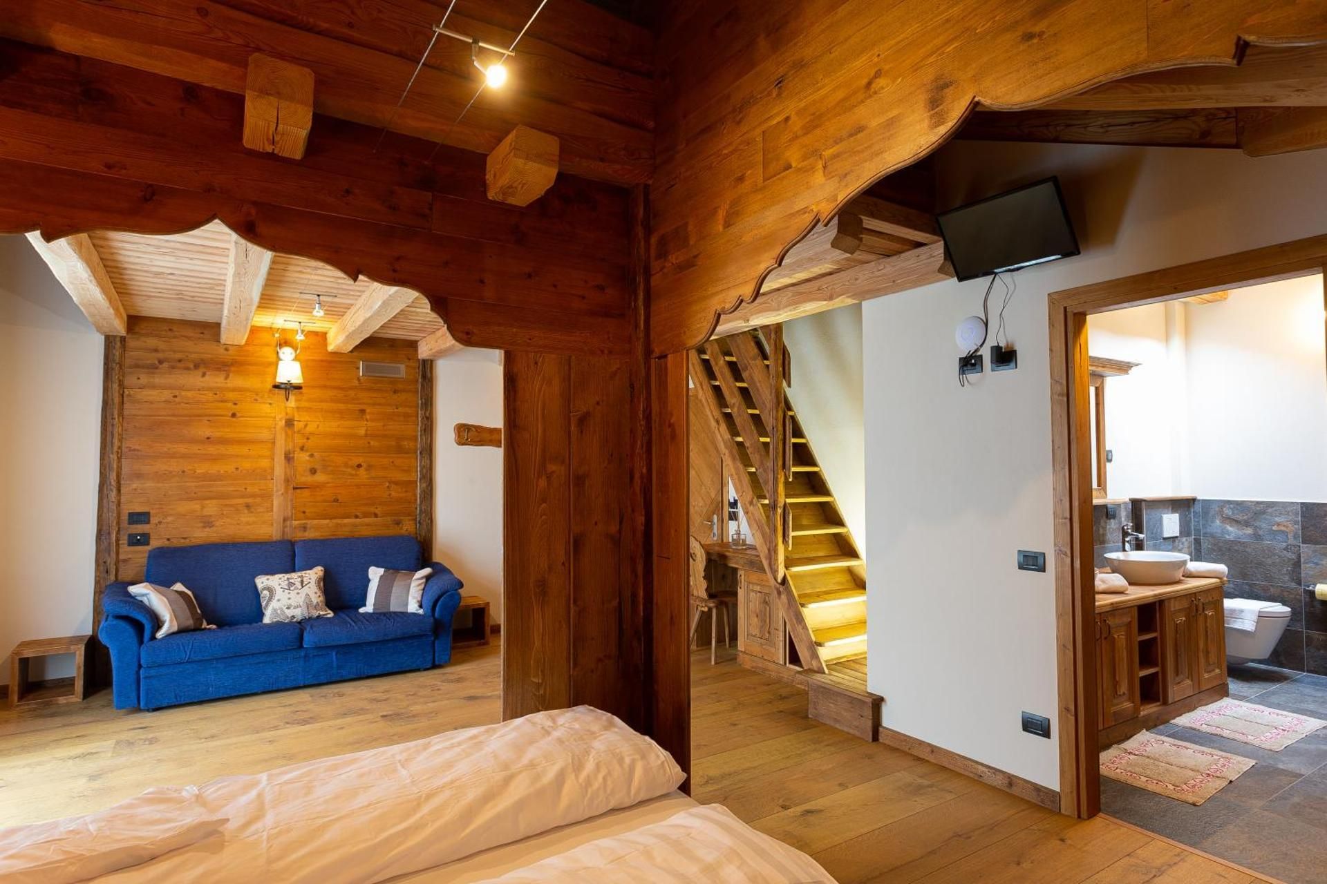 Deluxe Quadruple Room