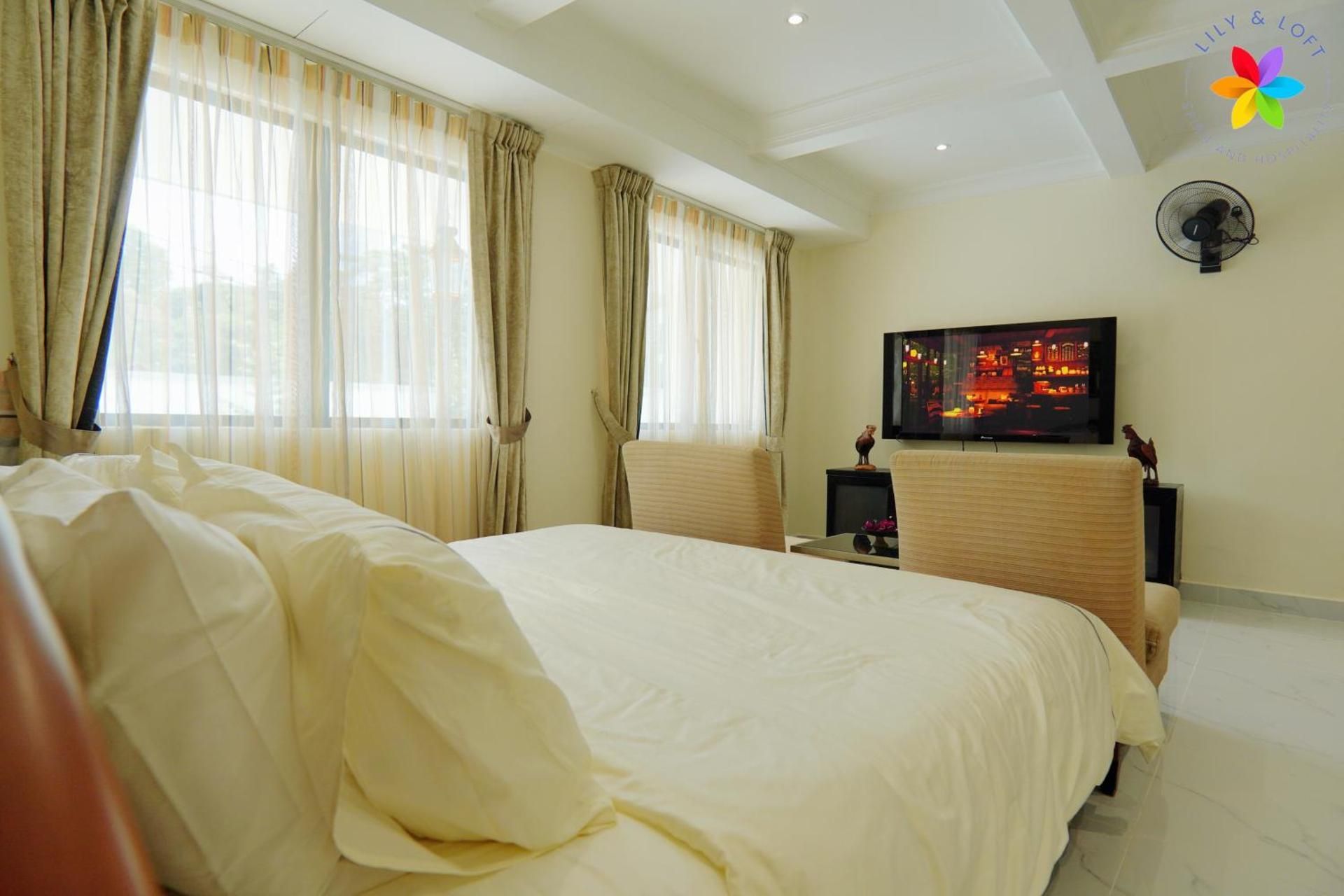 Family Room with Private Bathroom