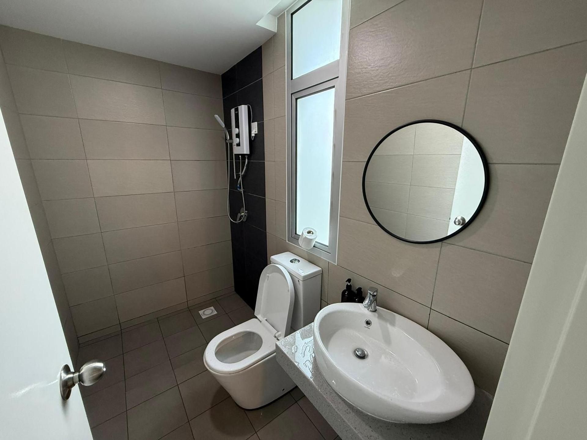 Three-Bedroom Apartment - High Floor