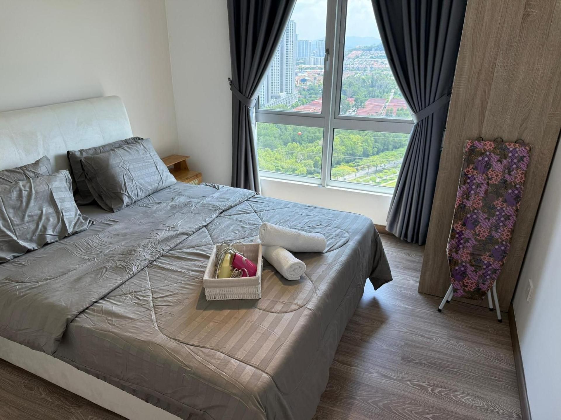 Three-Bedroom Superior Apartment