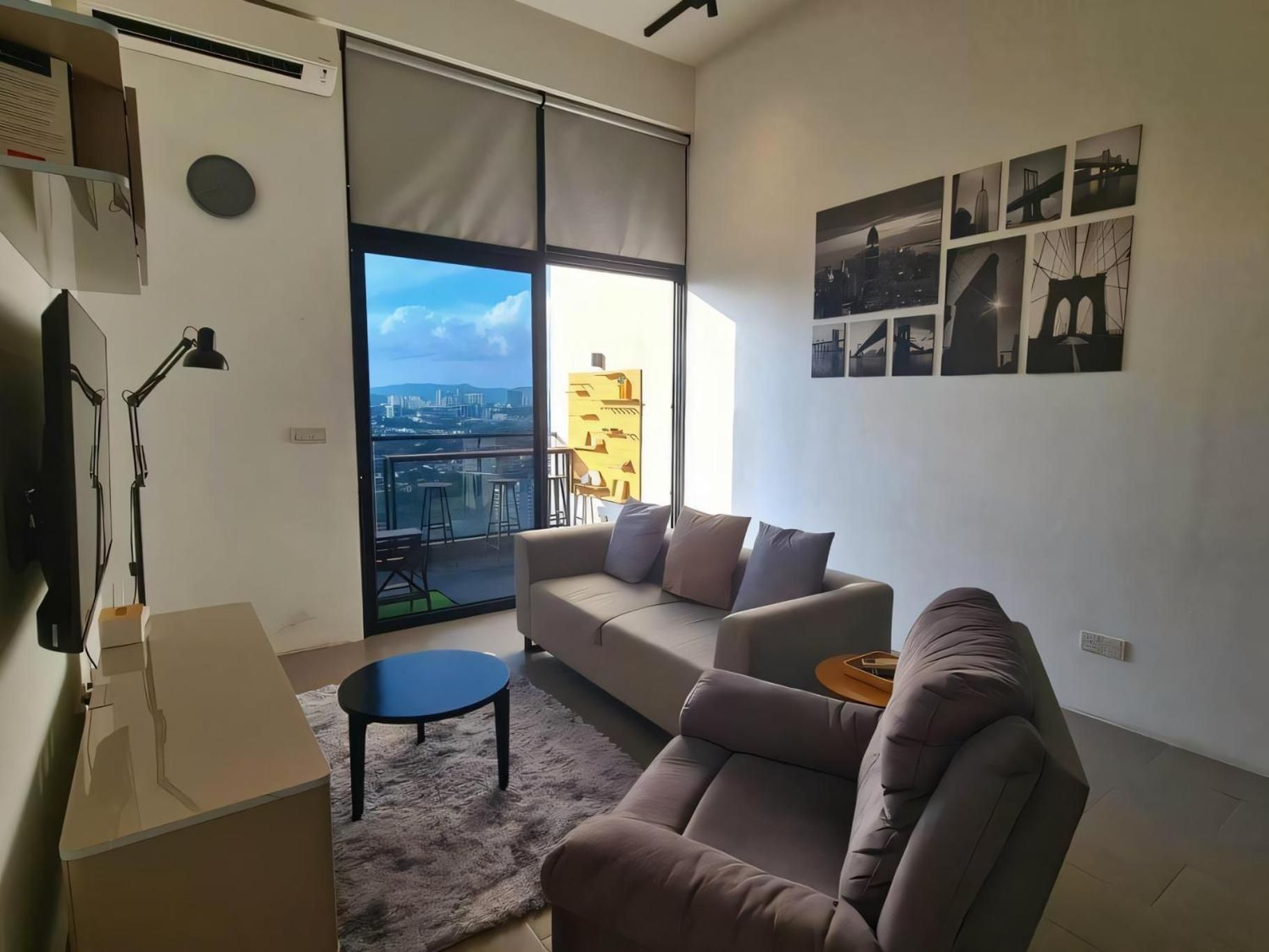 Studio with Balcony