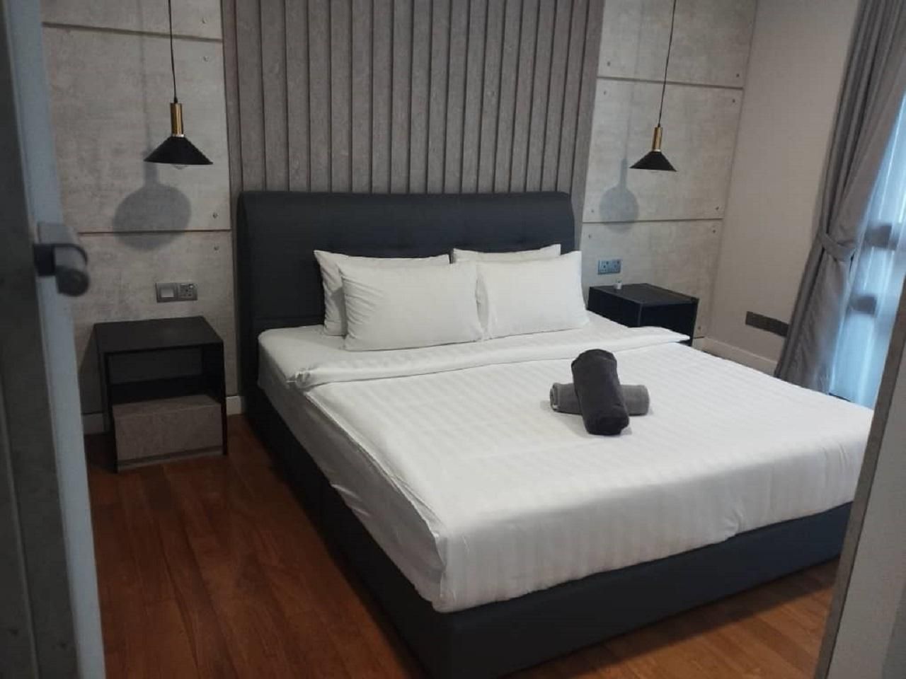 One Bedroom Apartment