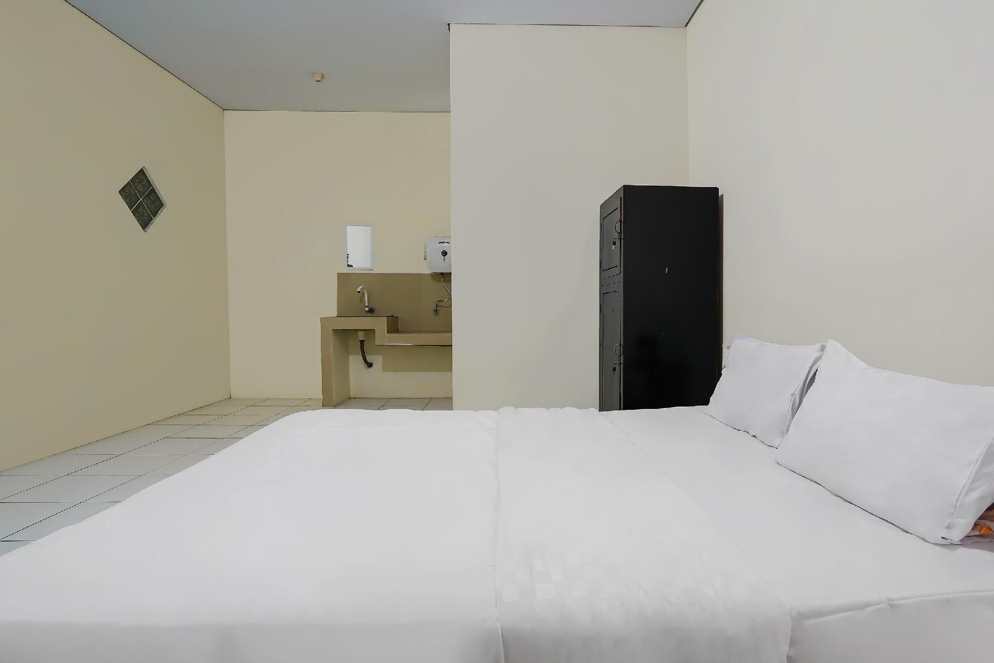 Standard Double Room with Private Bath