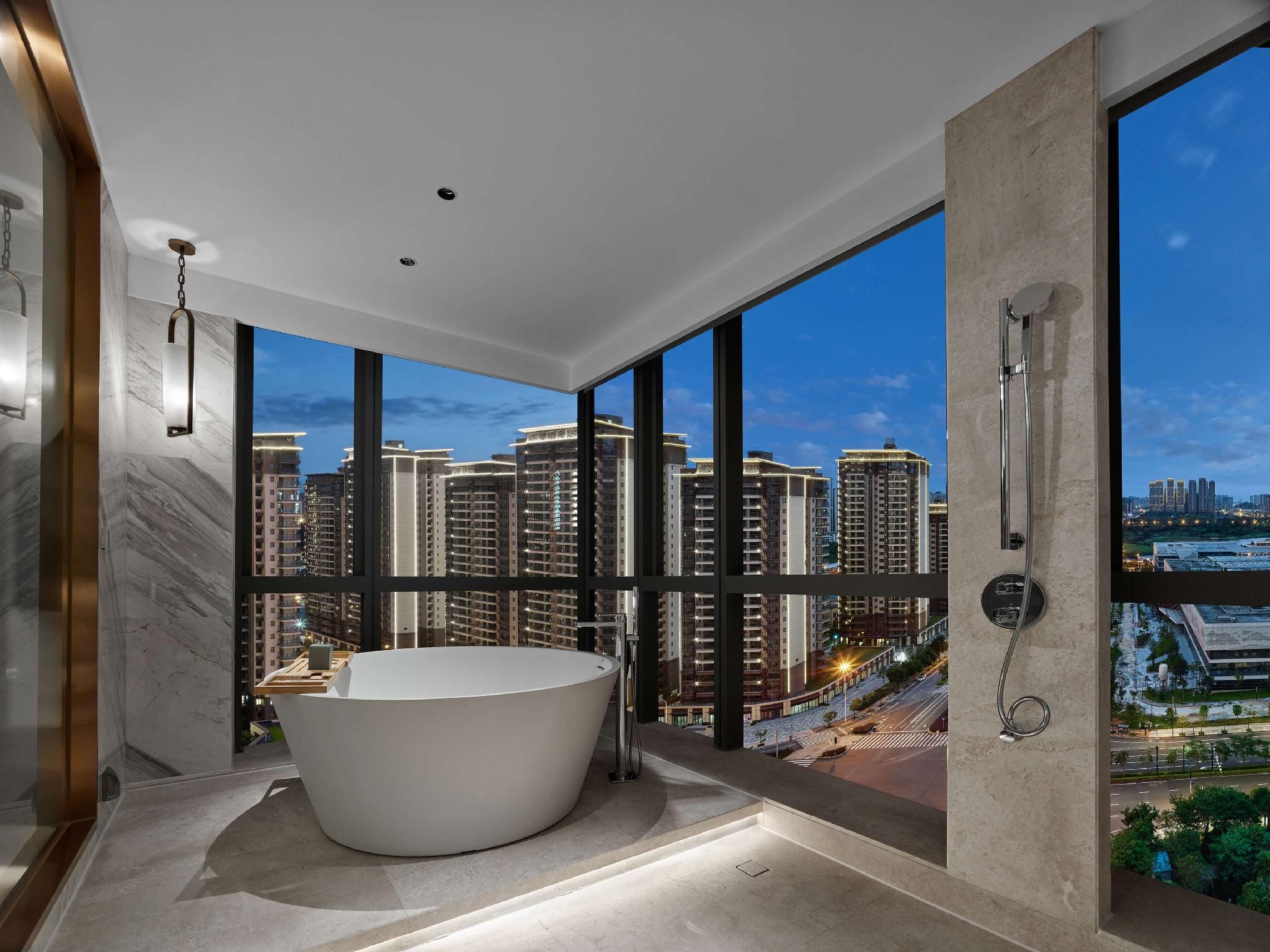 DoubleTree by Hilton Nanning Wuxiang King Presidential Suite 3