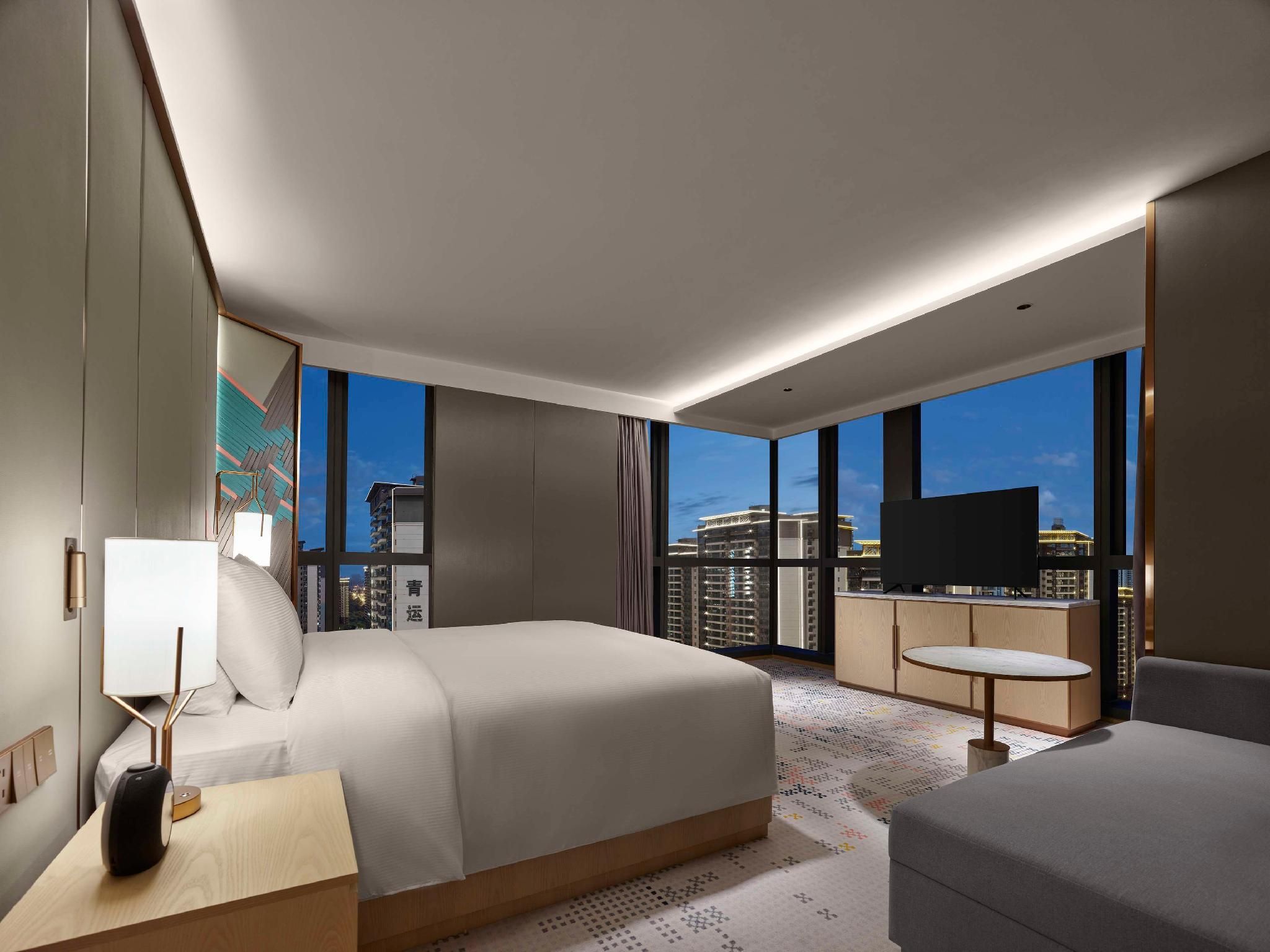 King Deluxe Suite
