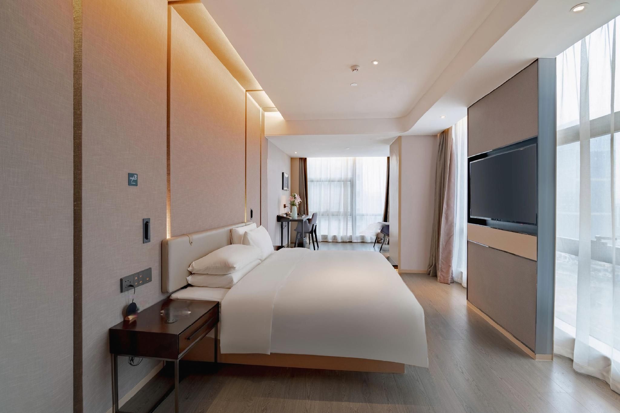 Executive room, Guest room, 1 Queen