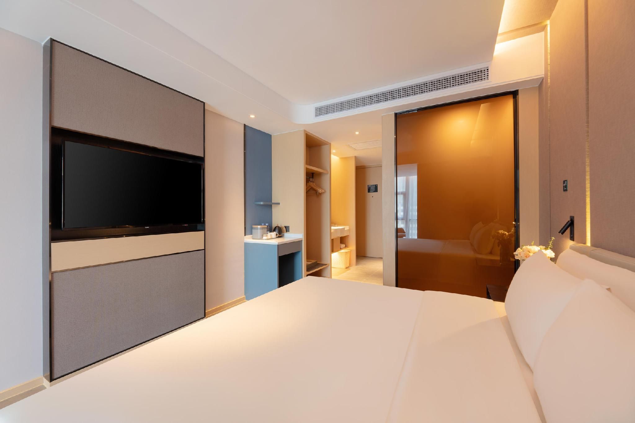 Atour - Elegant Room