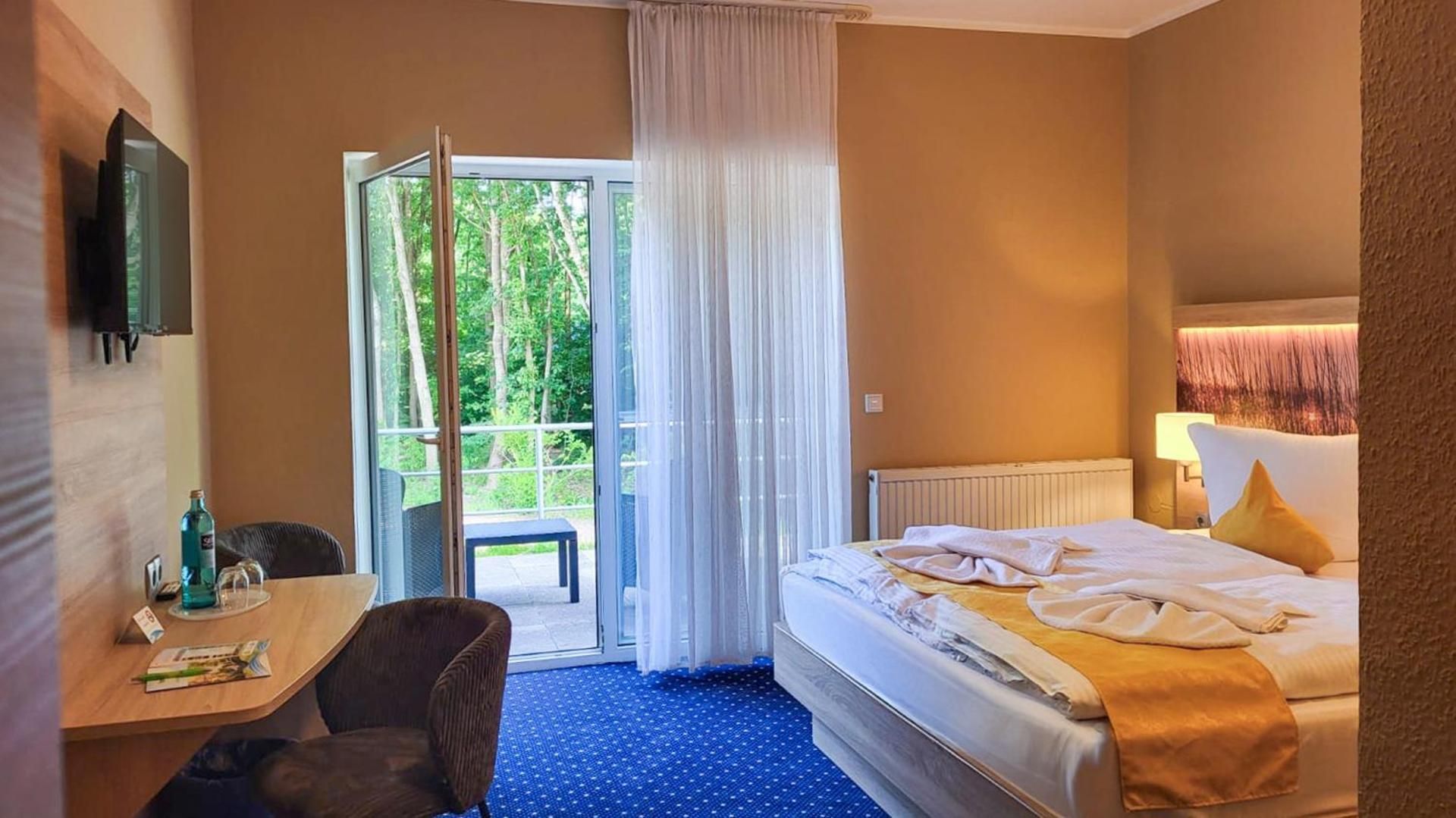 Double Room with Terrace