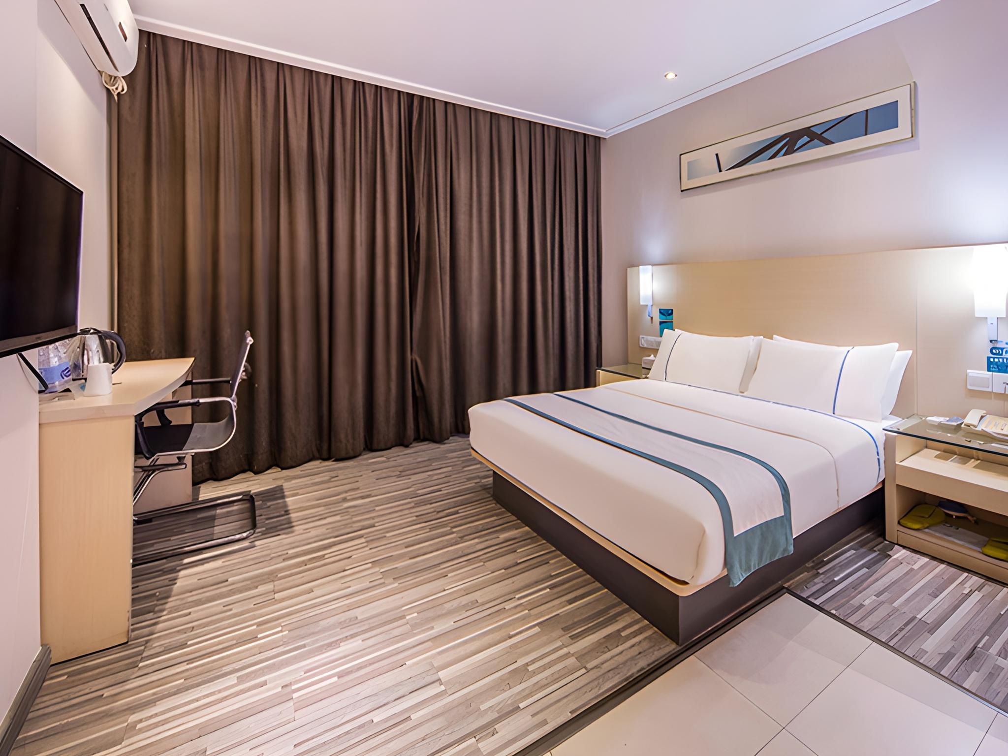 Dossen - Speical Offer Bed Room