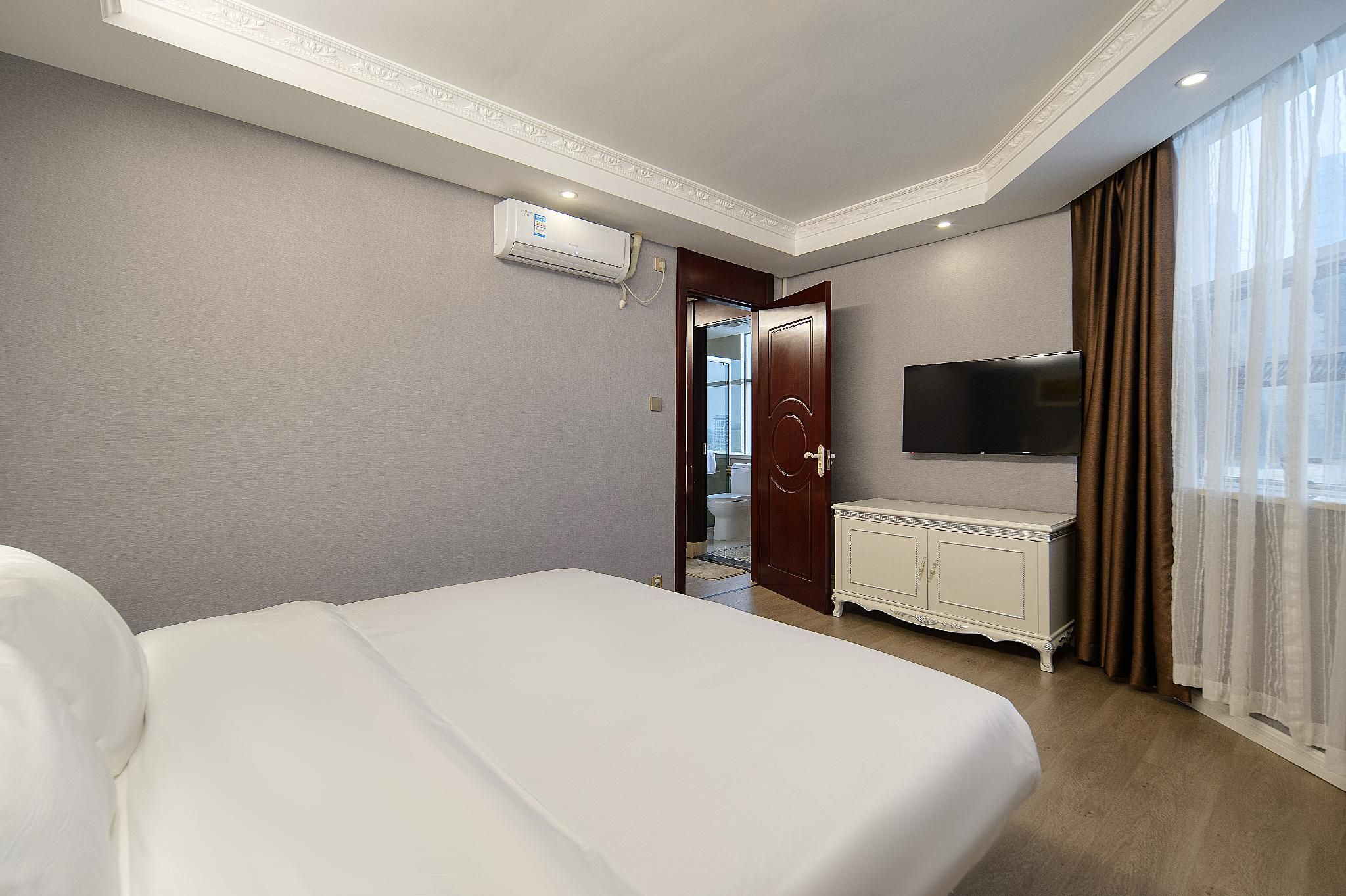 Deluxe Family Room, Guest room
