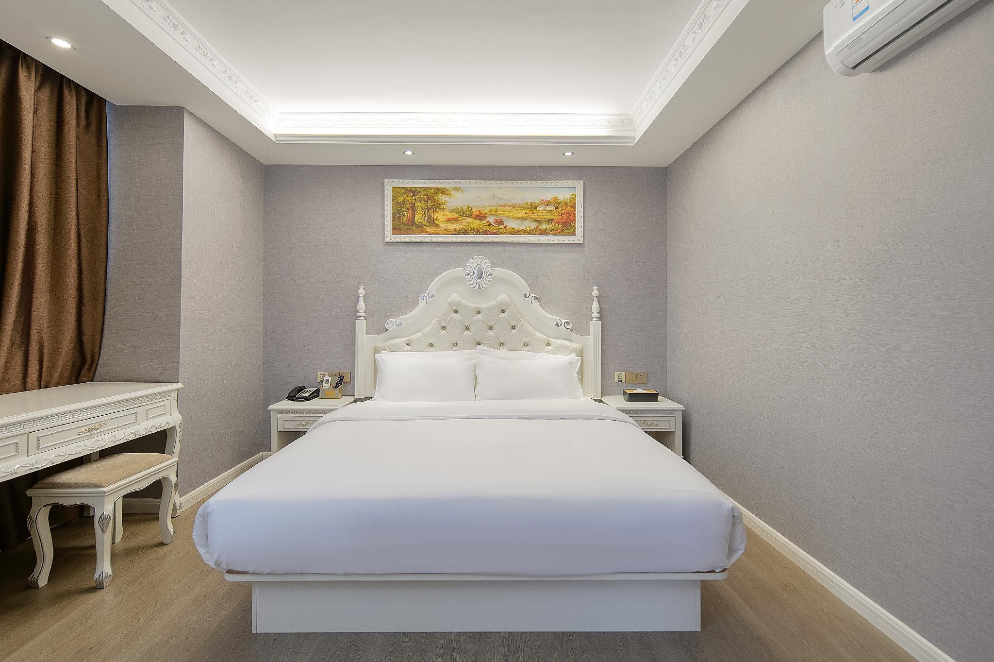 Deluxe Family Room, Guest room