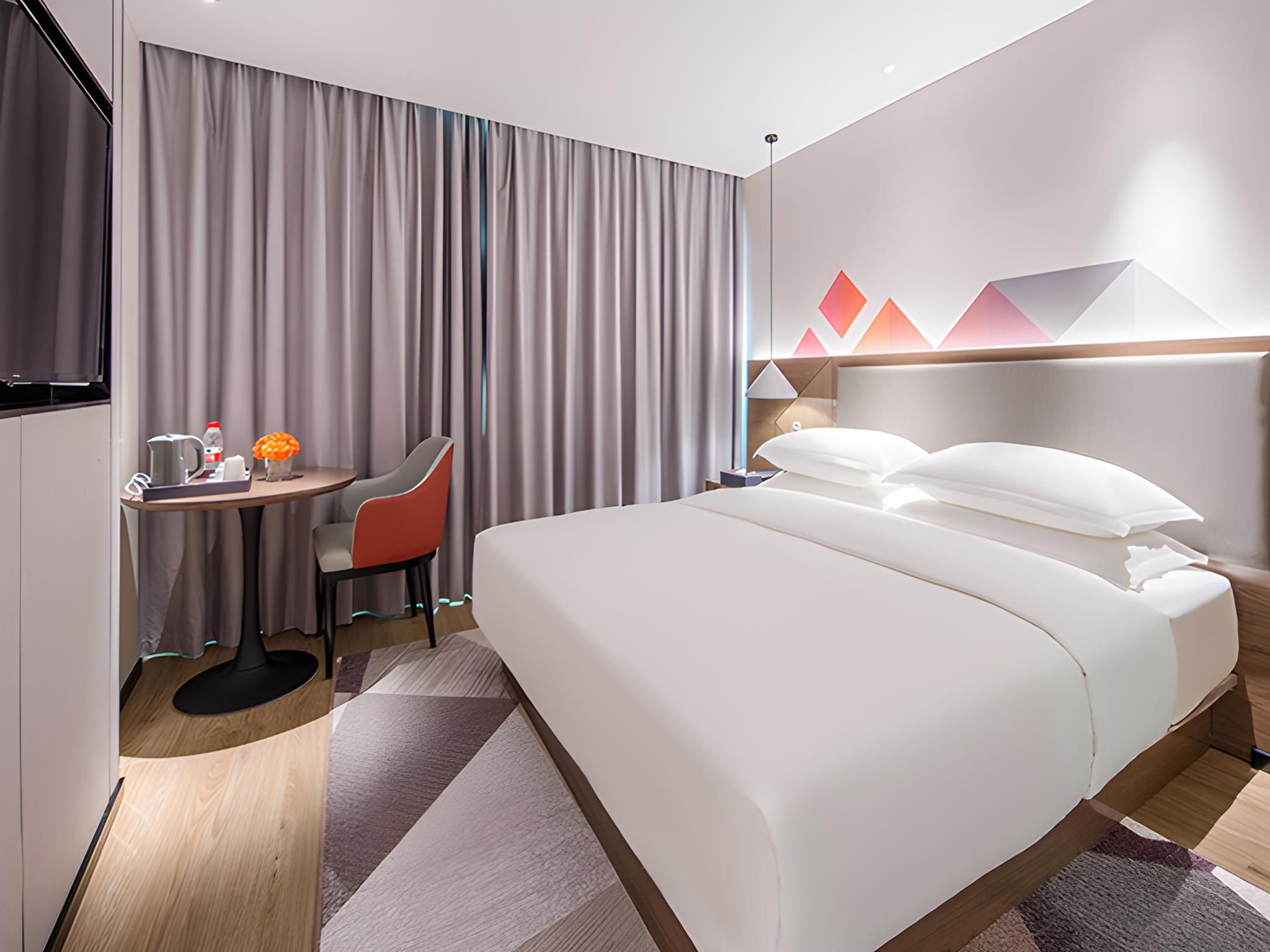 Dossen - Standard Bed Room