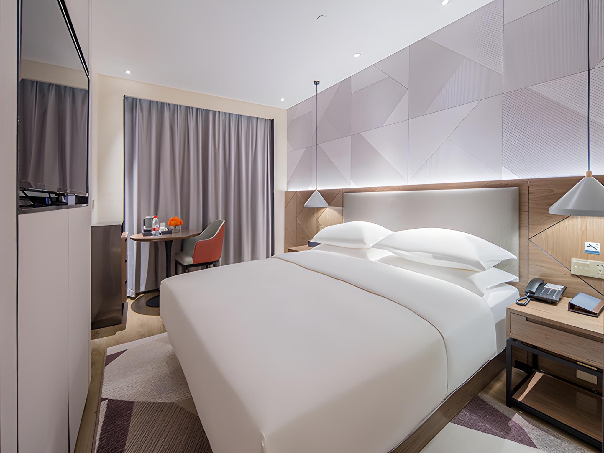Dossen - Deluxe Bed Room