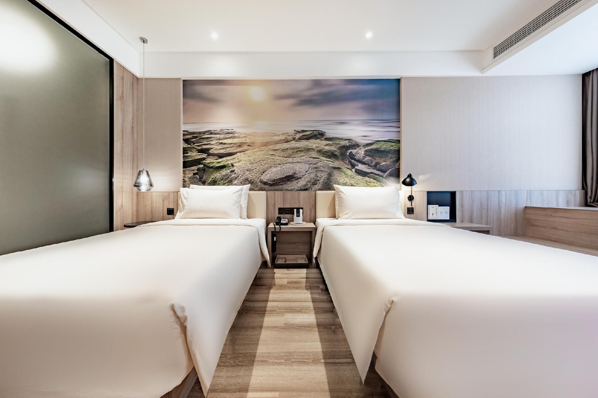 Atour - Elegant Twin Bed Room