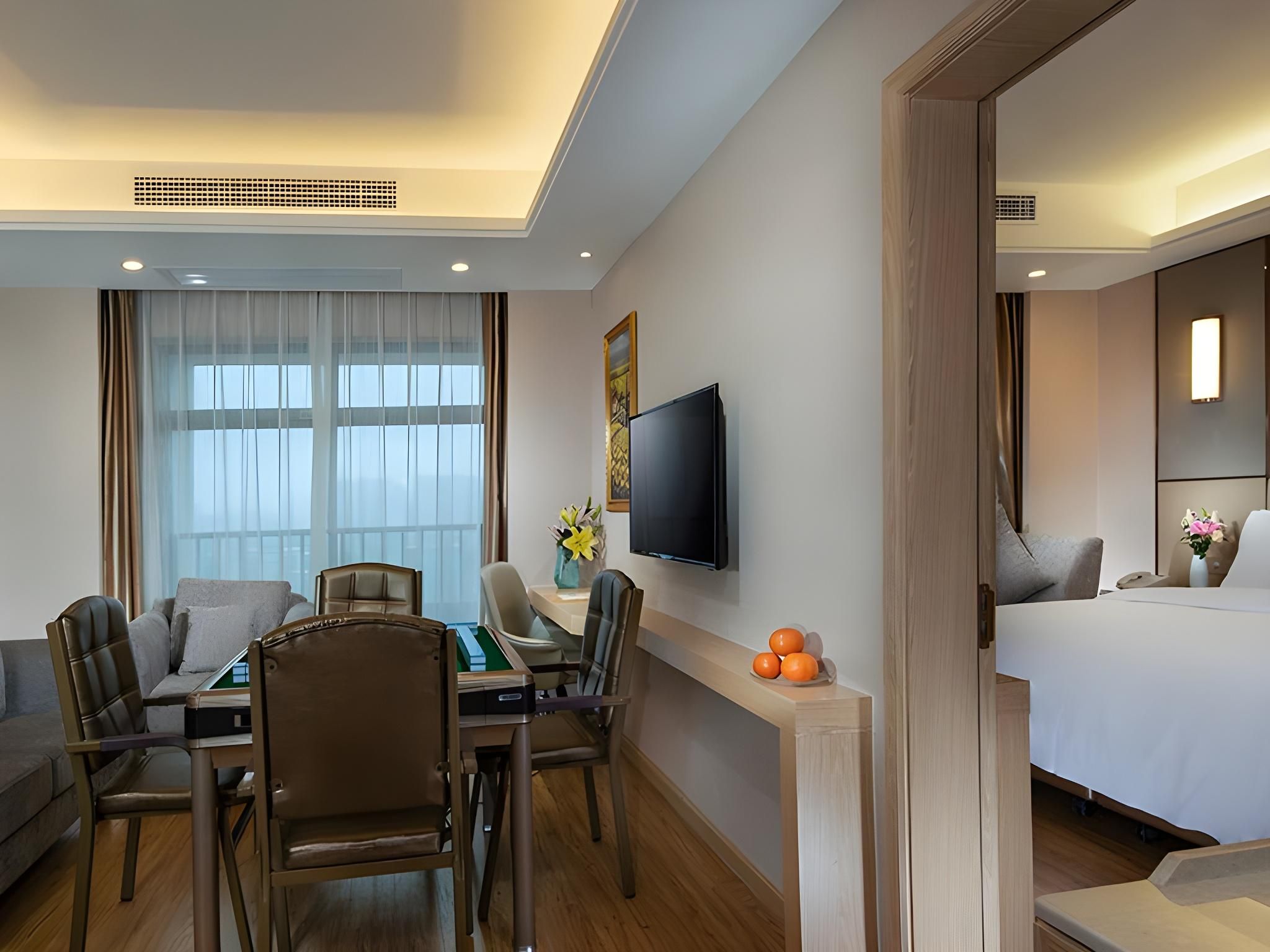 Vienna - Functional Chess Suite Room