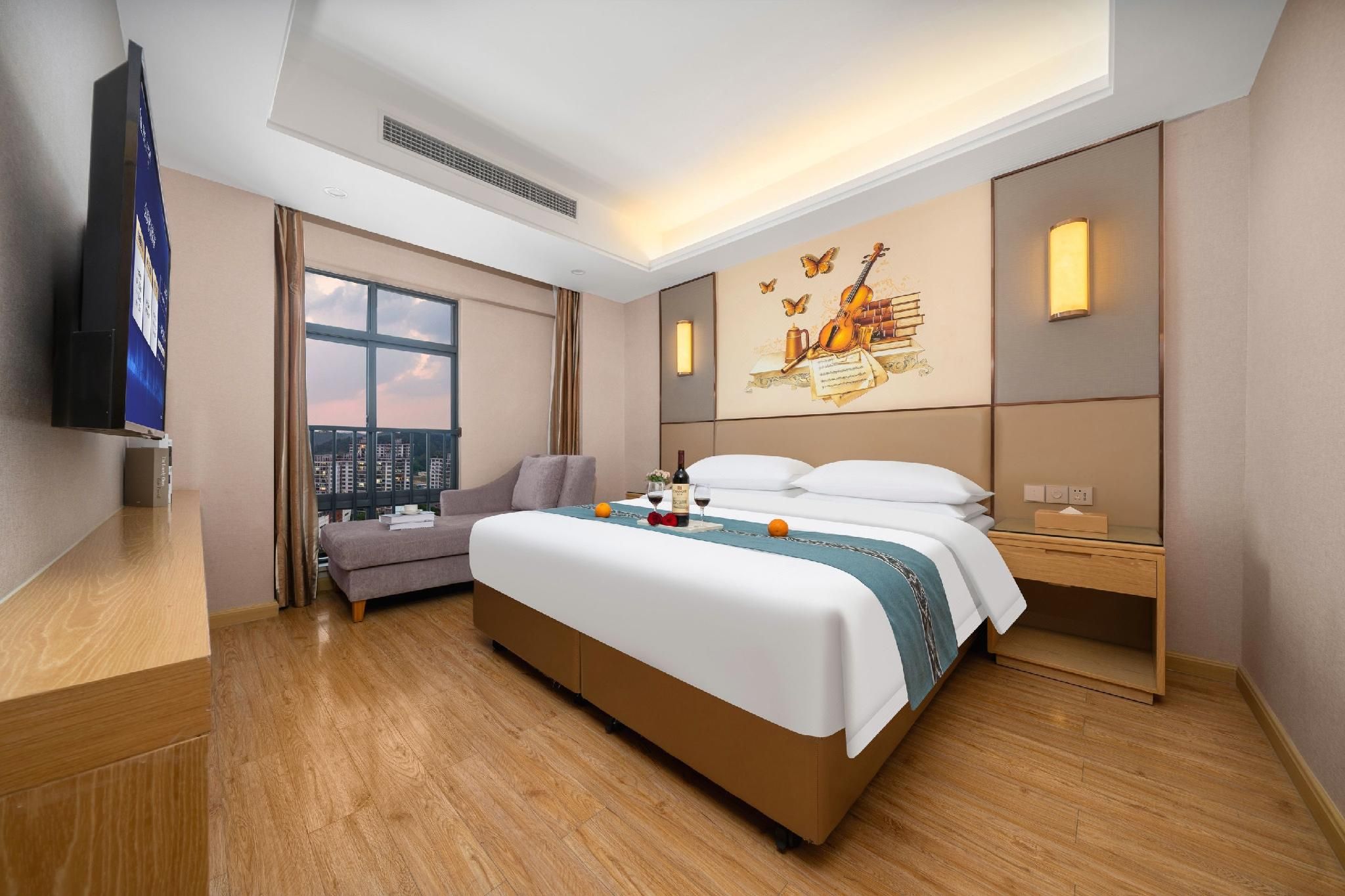 Deluxe Suite
