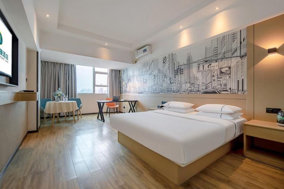 Superior Queen Room