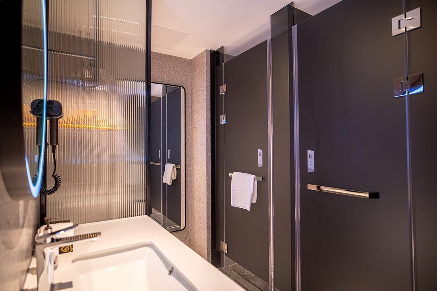 Dossen - Business Intelligent 1 Bed Room