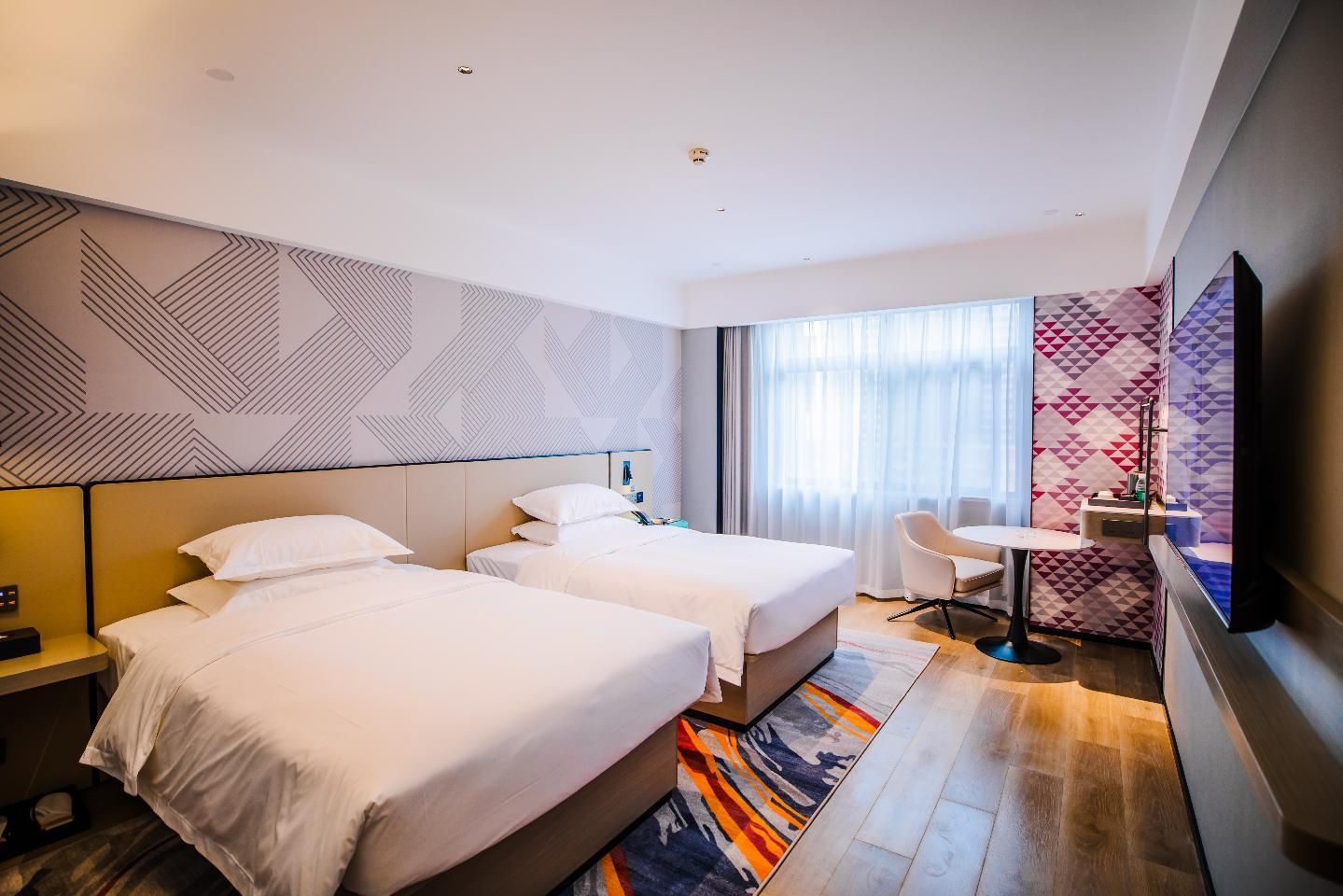 Dossen - Business Intelligent Twin Room
