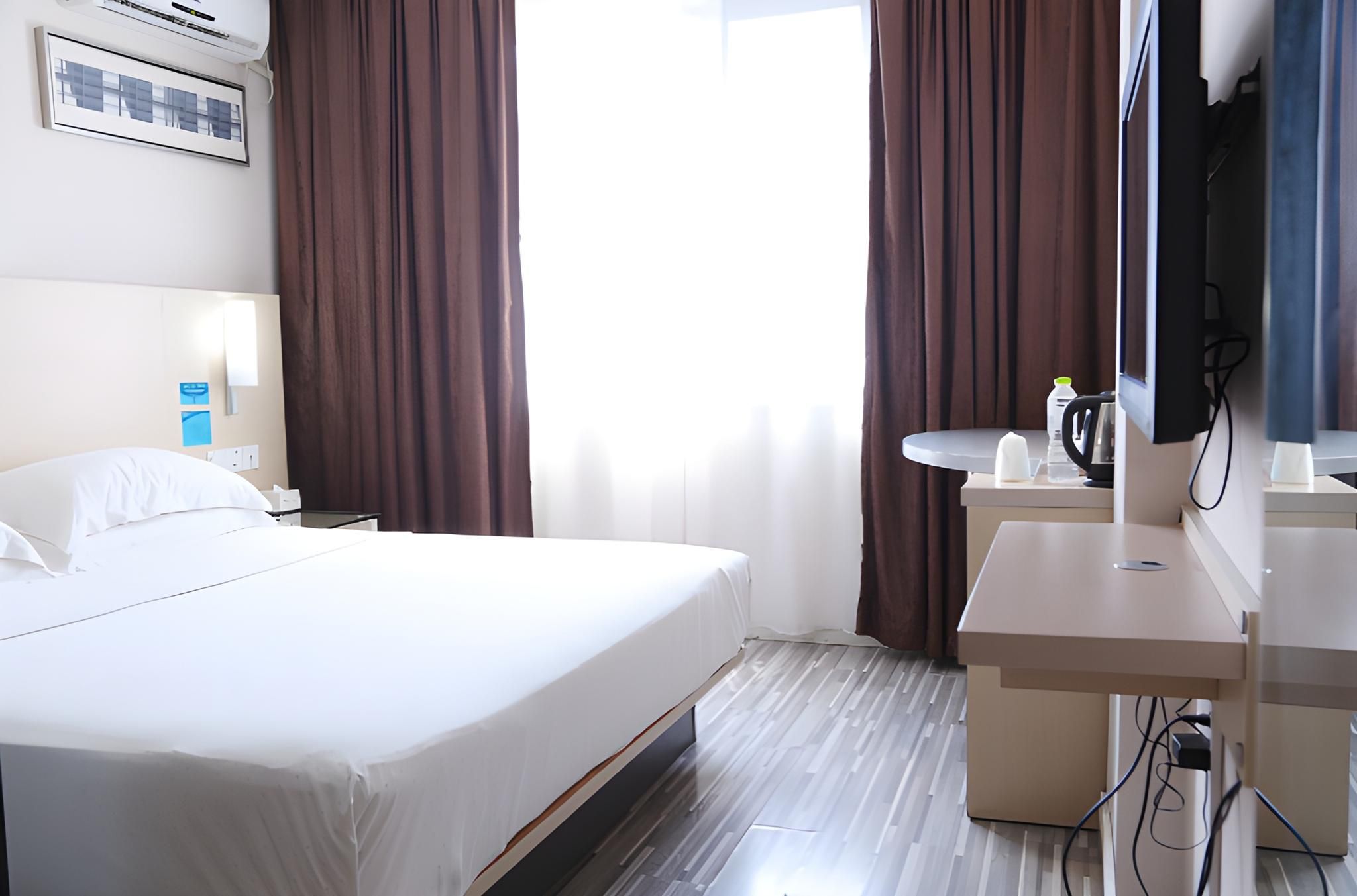 Dossen - Speical Offer Bed Room