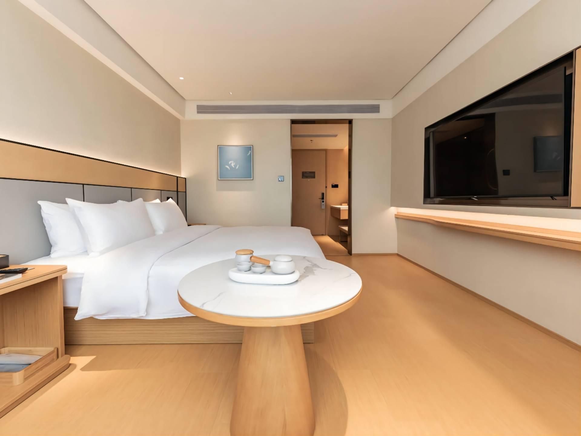 Huazhu - Superior BedRoom
