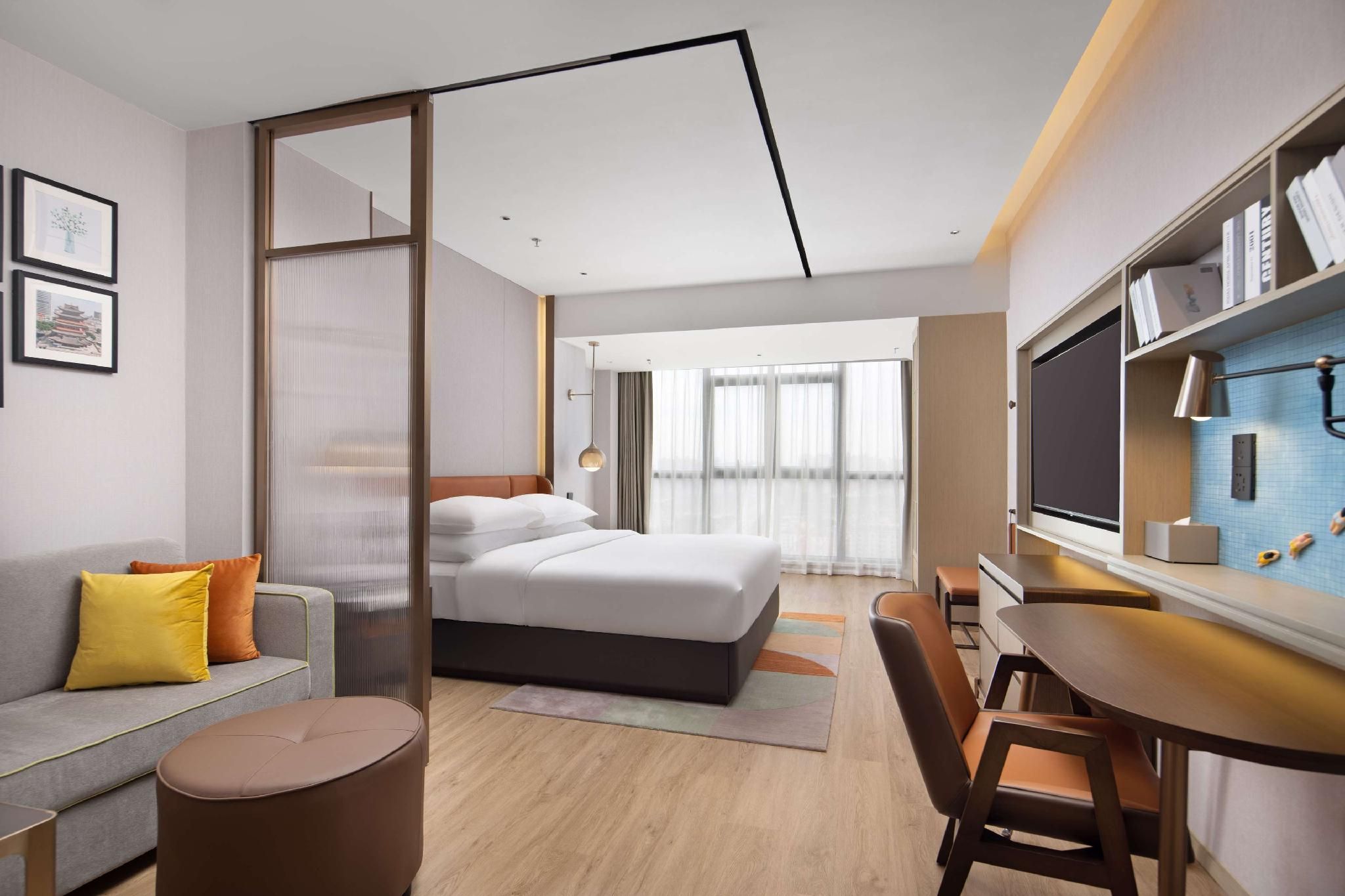 FY - Lingdong 1 Bed Room with River View