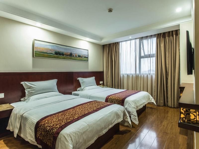 GreenTree Inn Guangxi Nanning Wanda Plaza Tinghong Road Hotel Twin Room with View 2