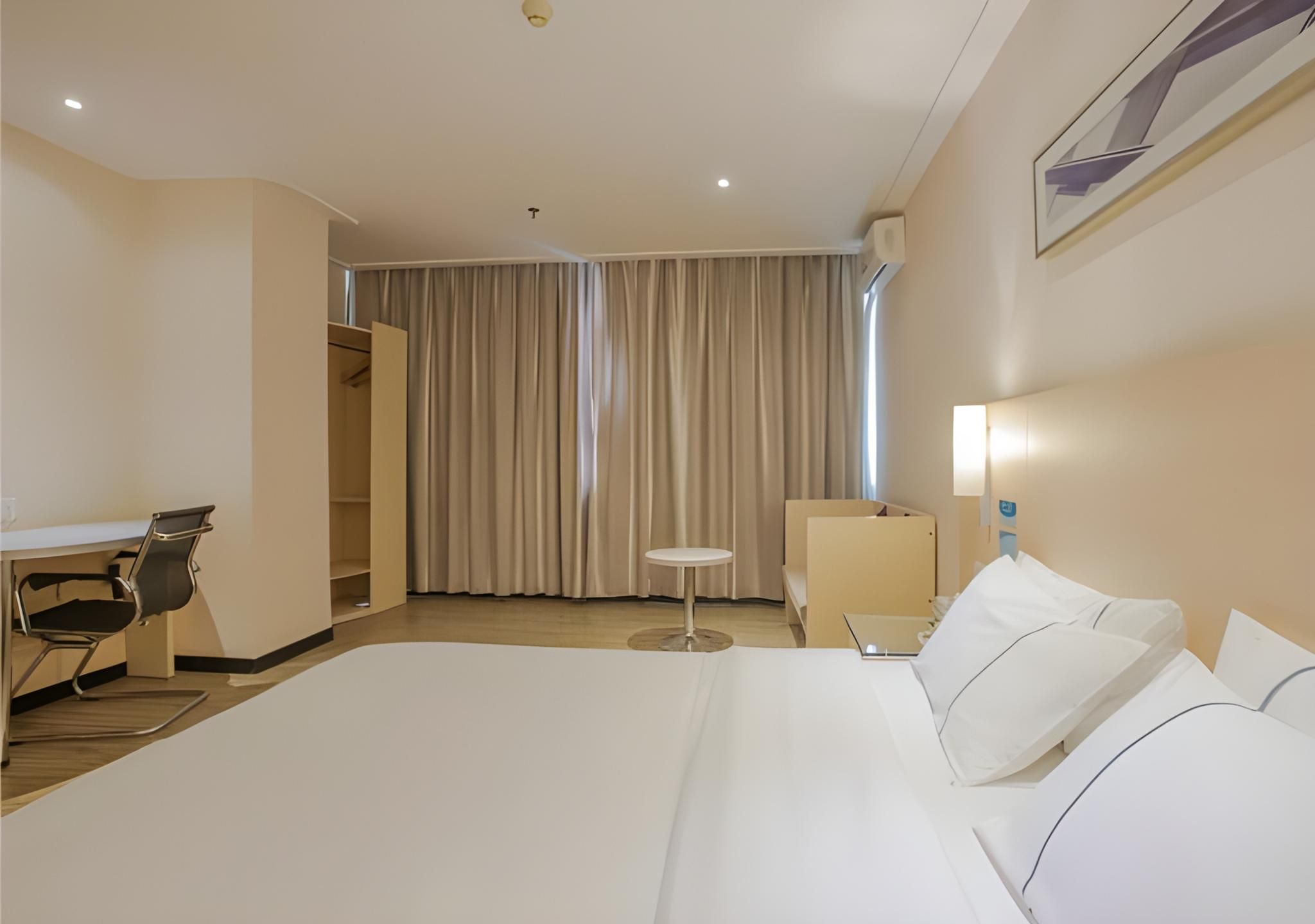 Dossen - Select Bed Room