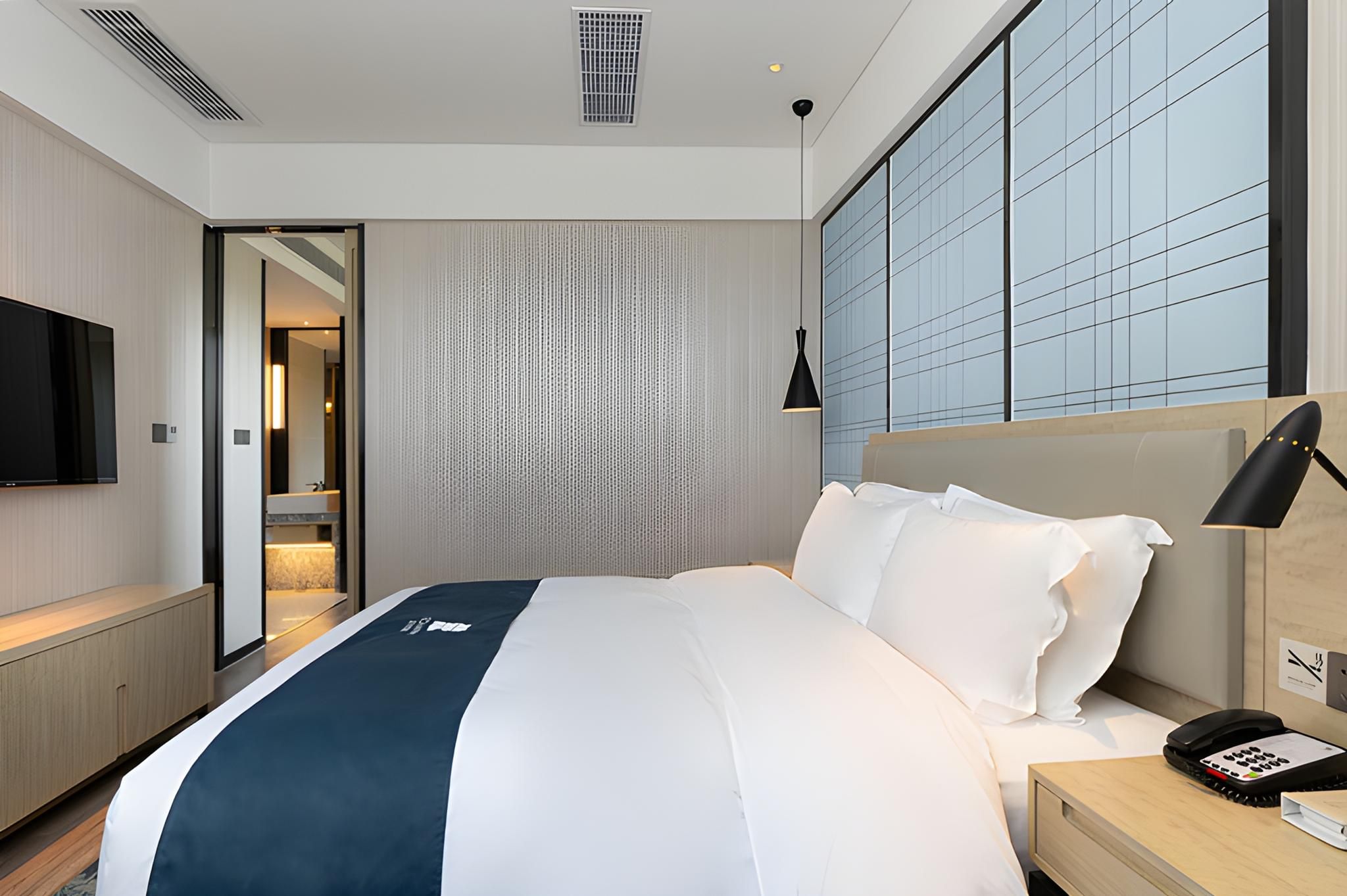 Dossen - Executive Bed Room