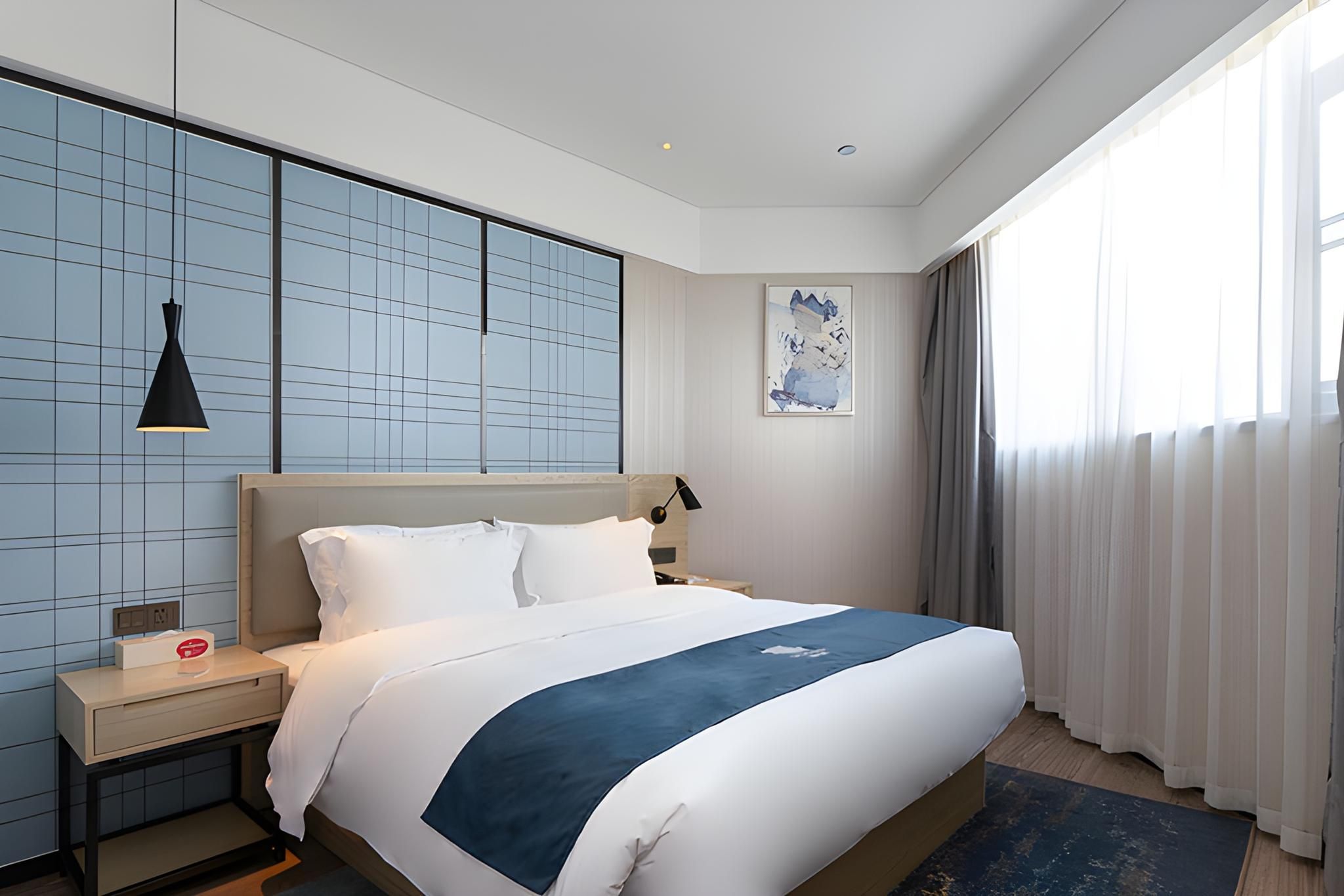 Dossen - Executive Bed Room