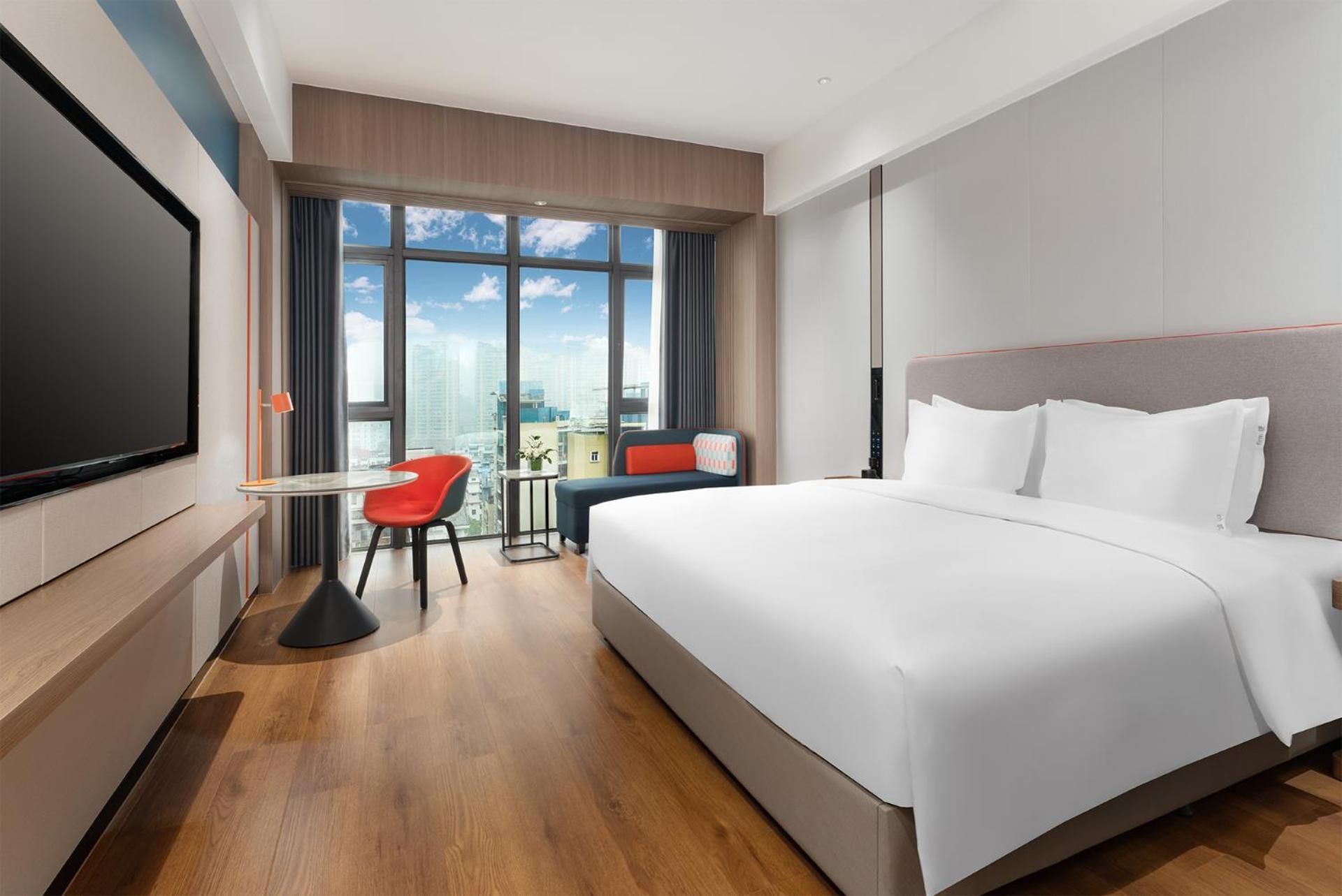 Large Standard King Room - High Floor