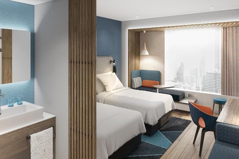 1 King Standard Extra Floor Space High Floor