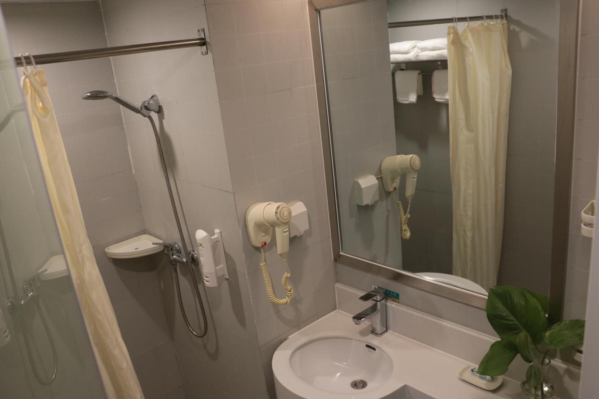 WH - Standard Daxiao Twin Room