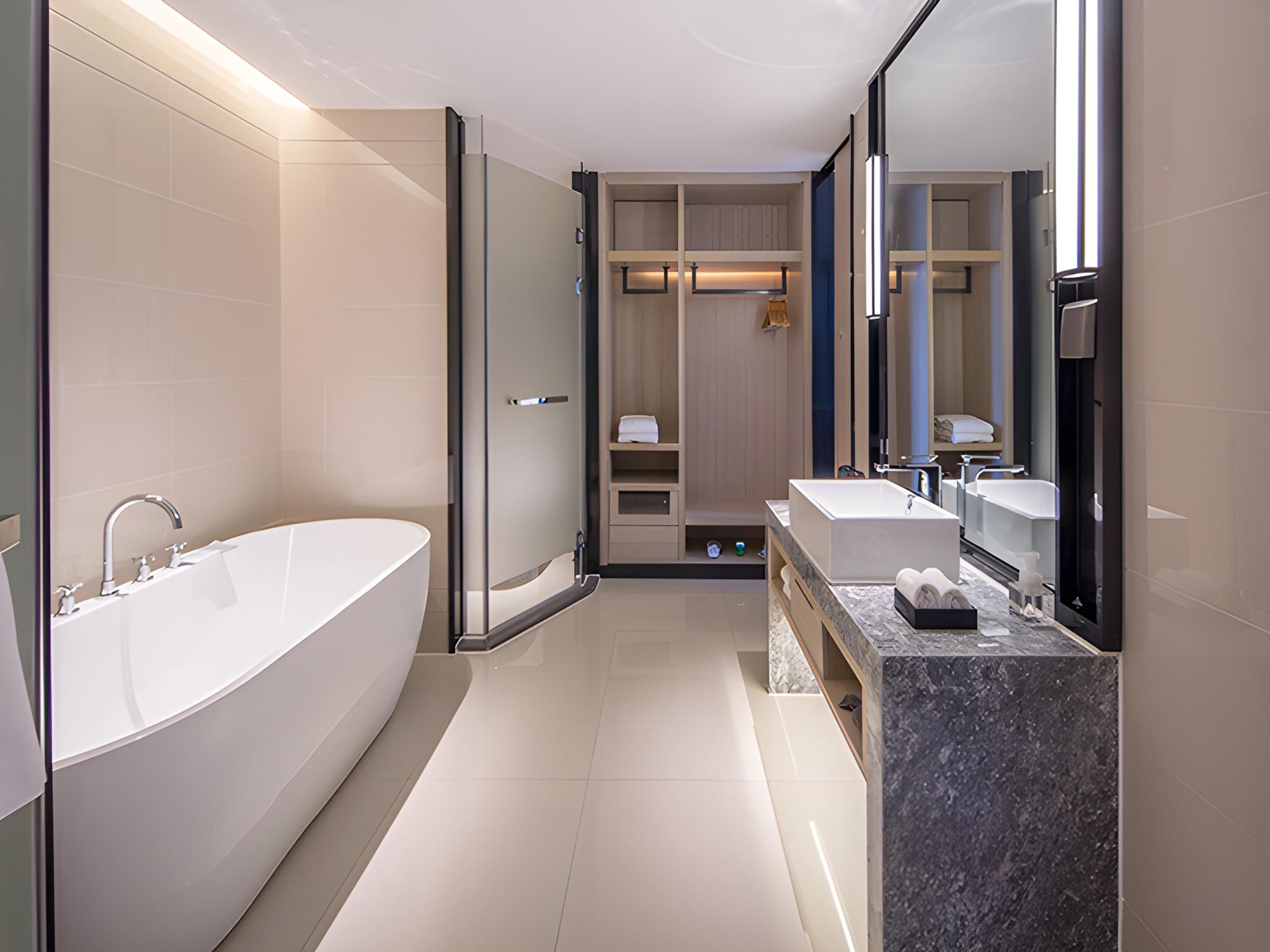 Dossen - Executive Suite
