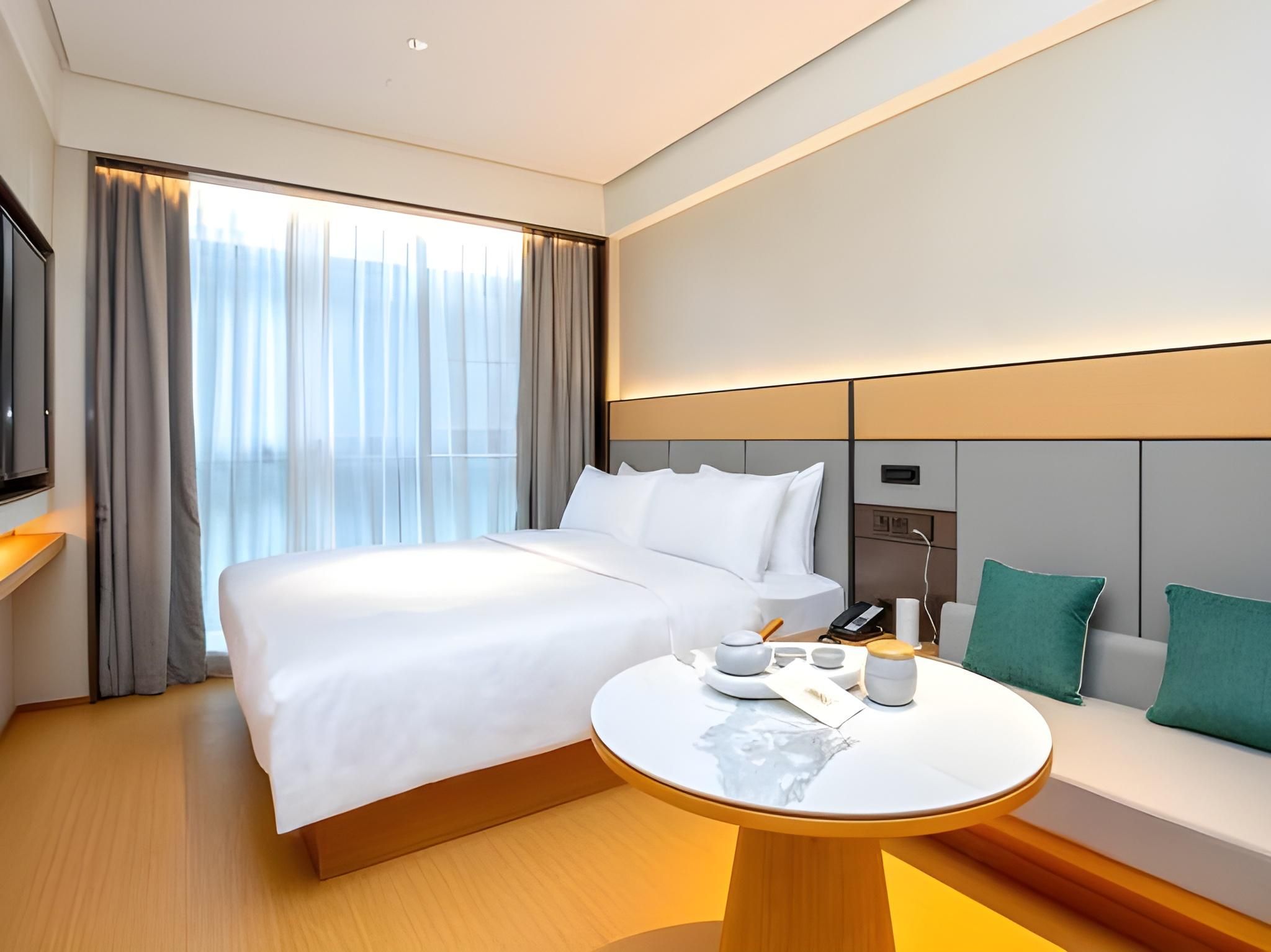 Huazhu - Superior BedRoom