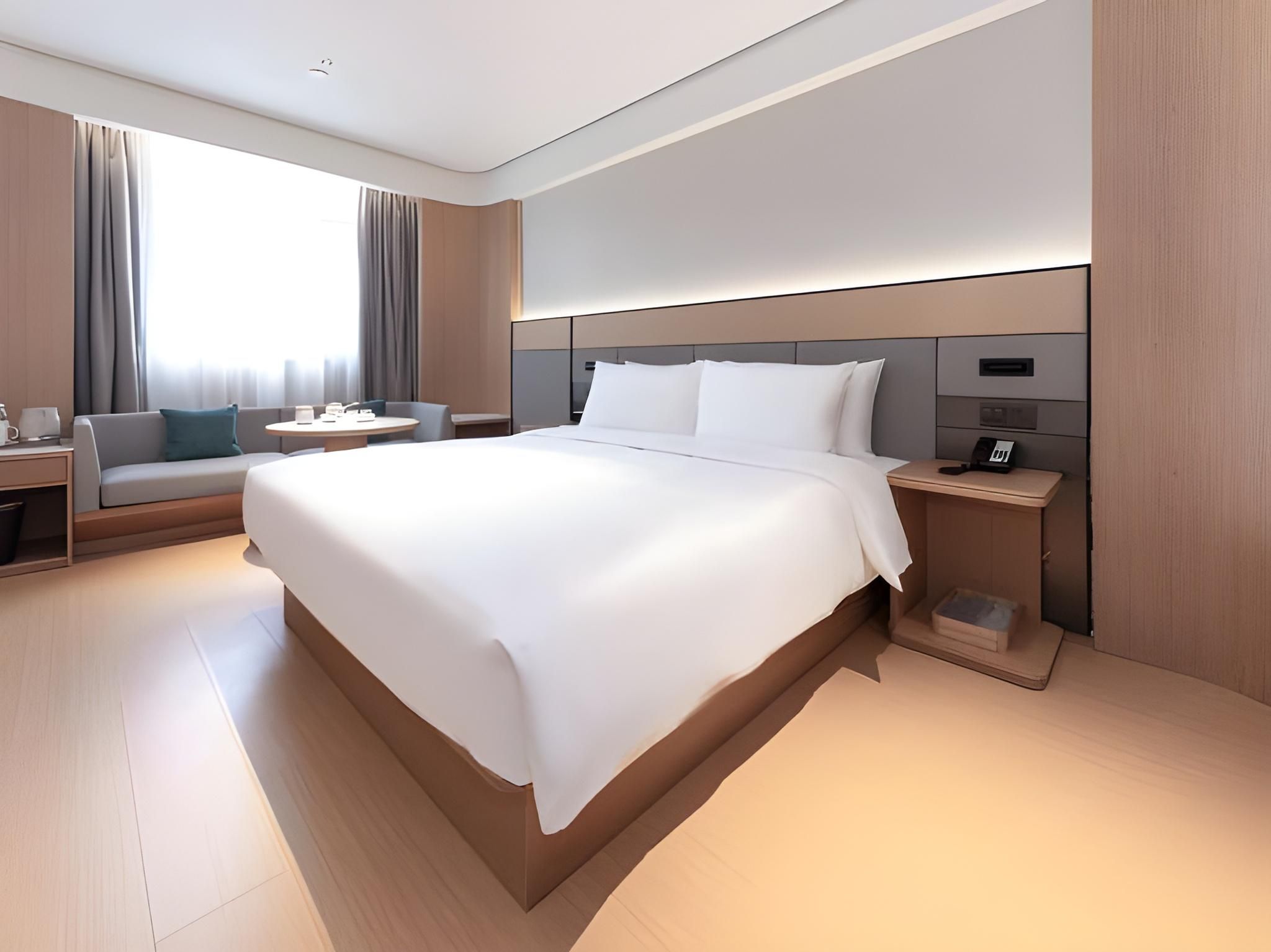 Huazhu - Superior BedRoom