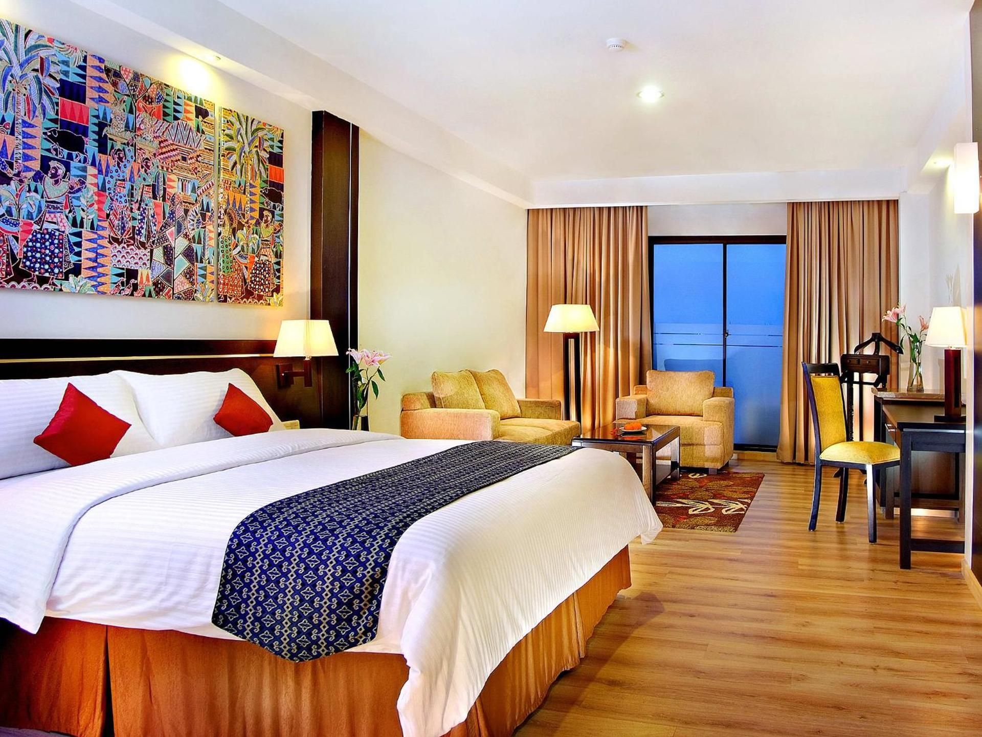 Aston Pontianak Hotel and Convention Center Junior Suite 3