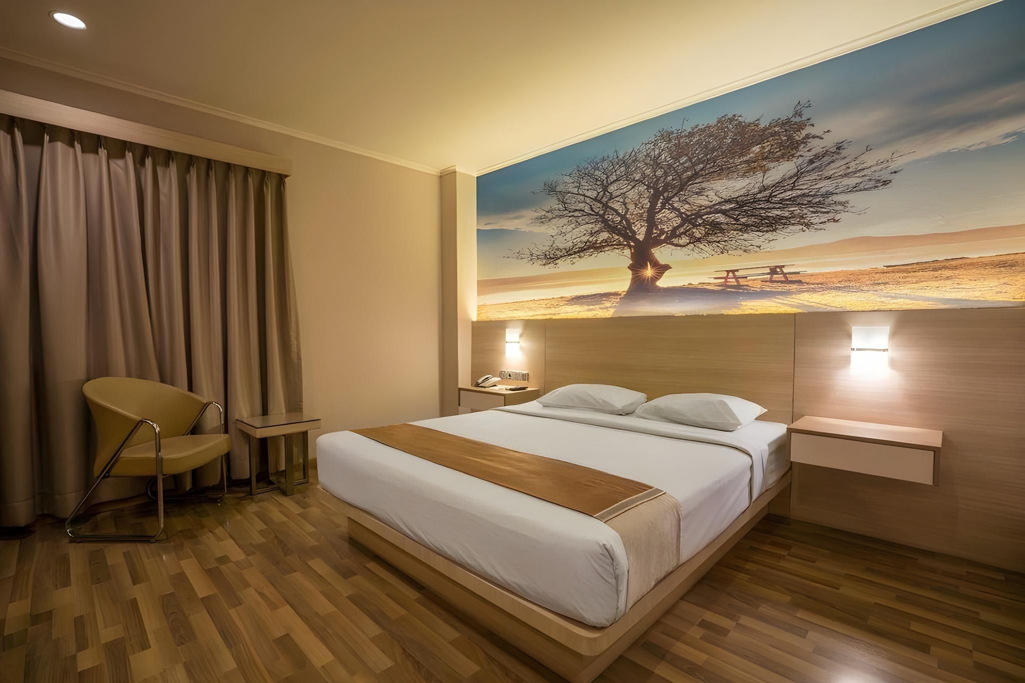 Star Hotel Deluxe Double or Twin Room