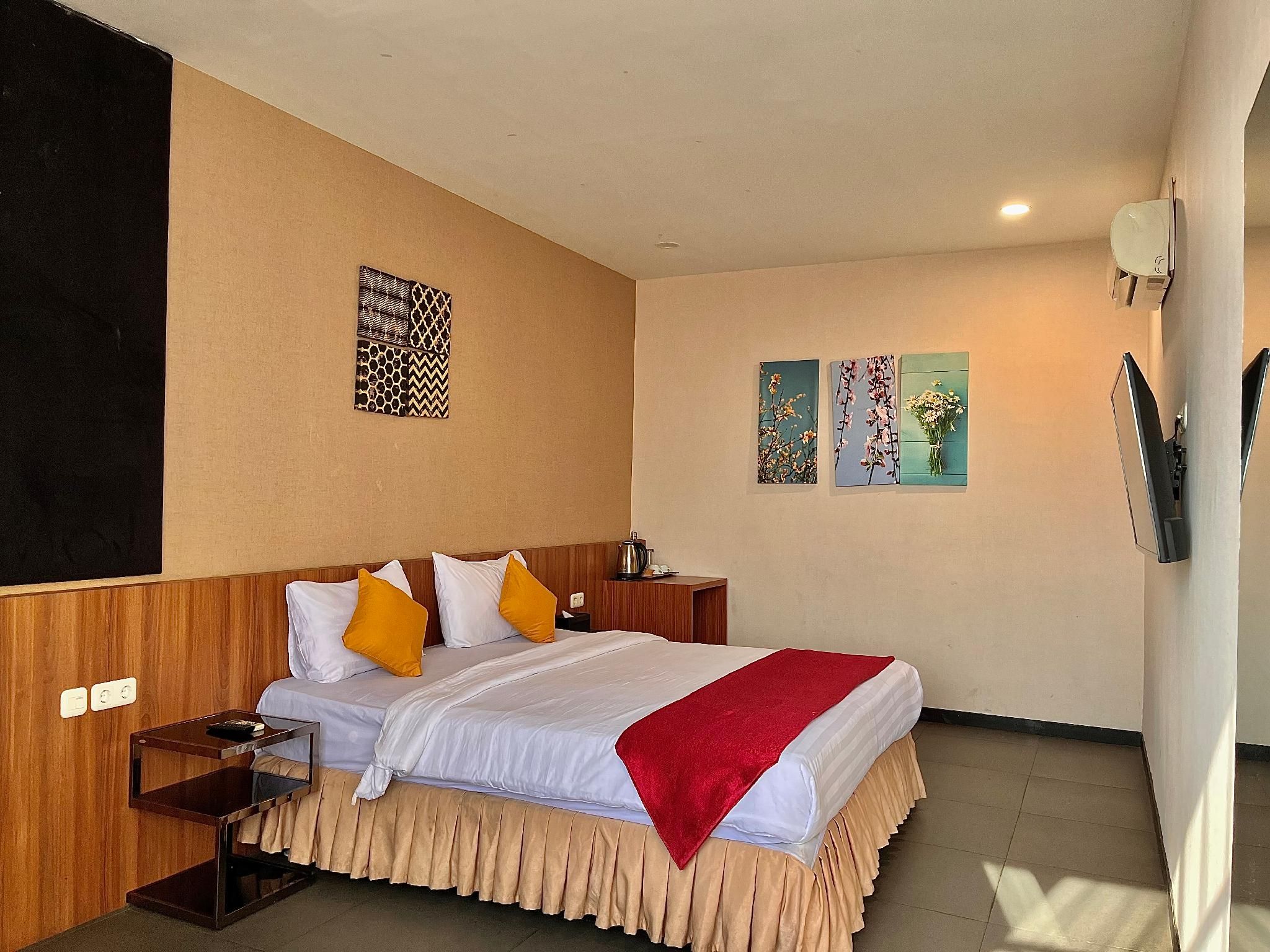Garuda Hotel Pontianak Executive Room with Bathtub 2