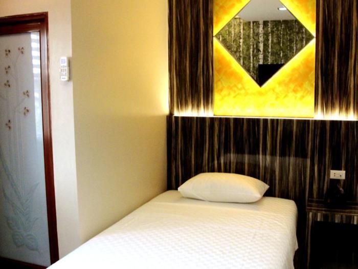 Richard's Home Single Room 2