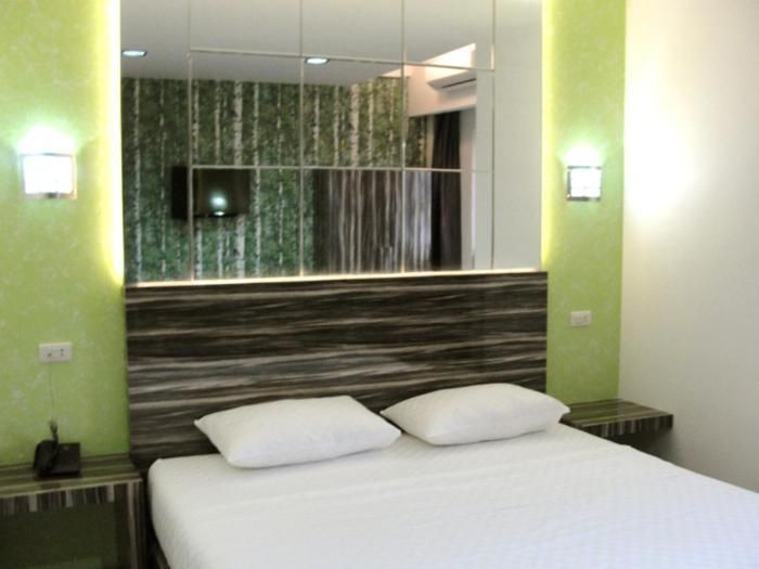 Richard's Home Superior Double Room 2