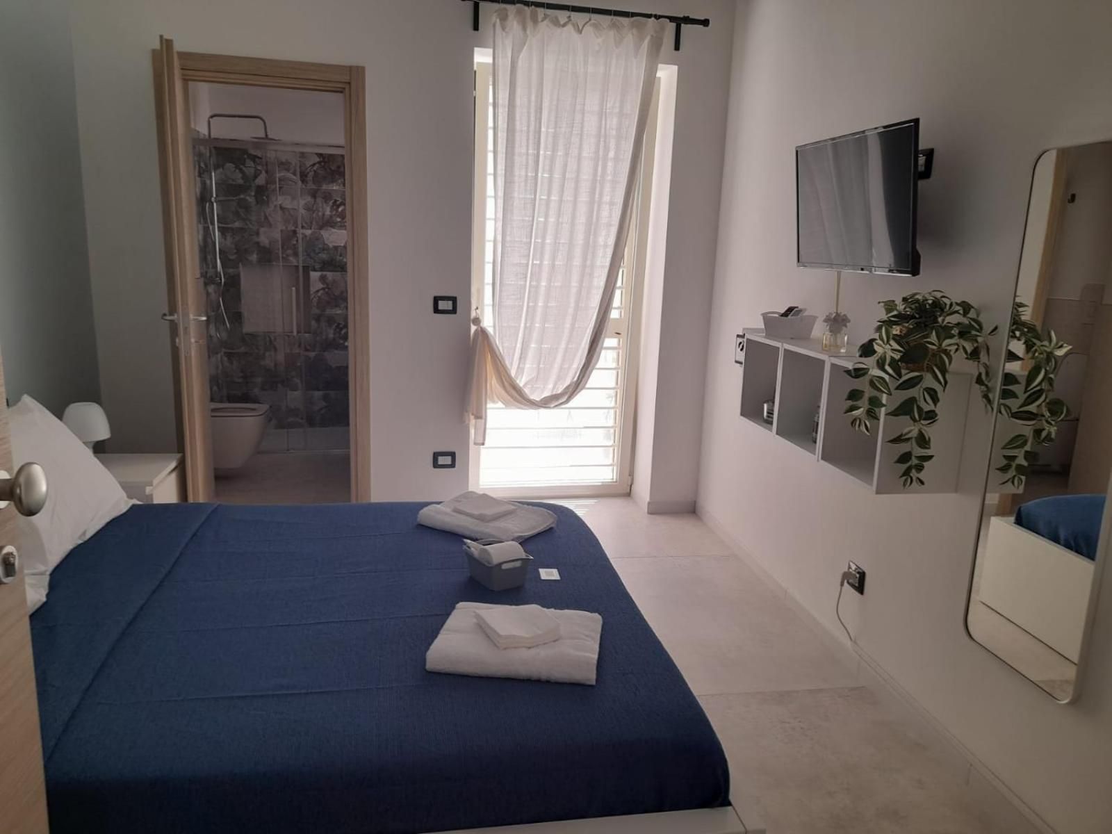 Double Room with Private Bathroom