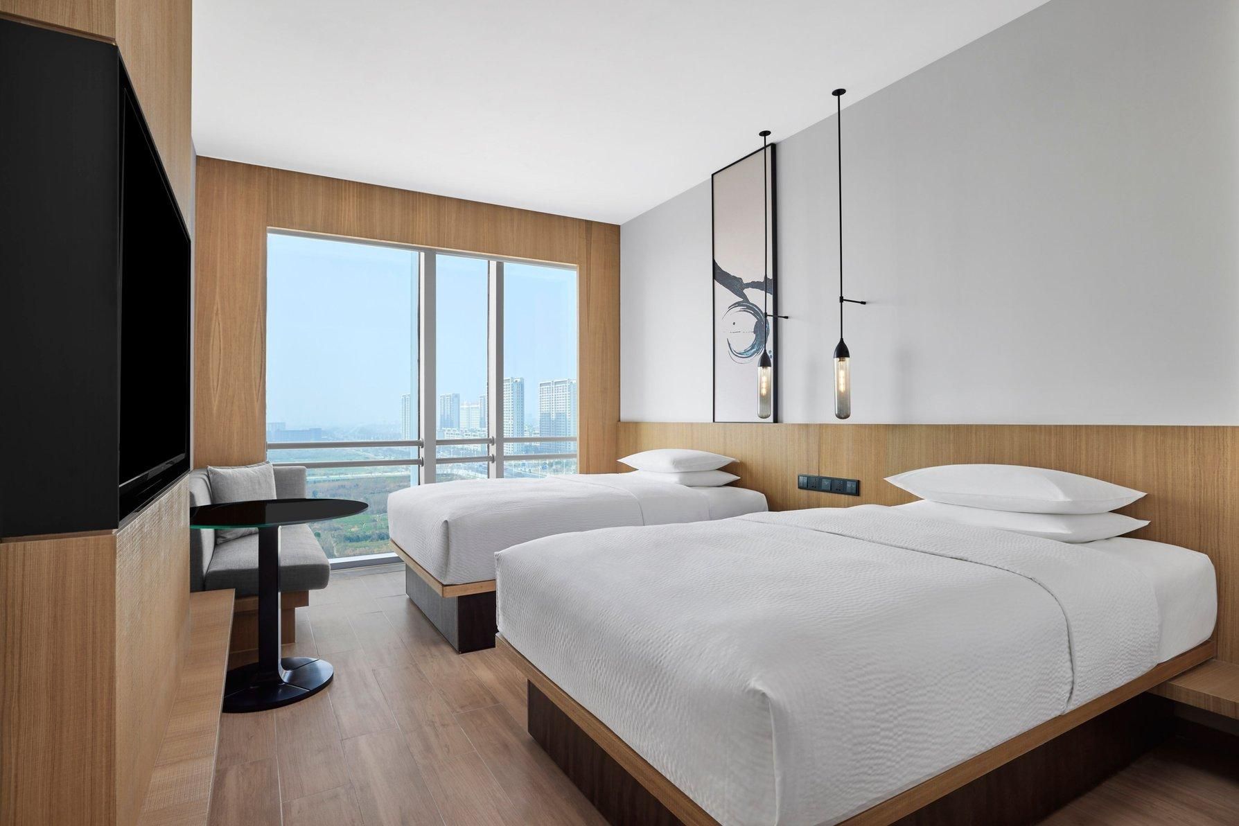 Standard Double, Guest room, 2 Double, City view
