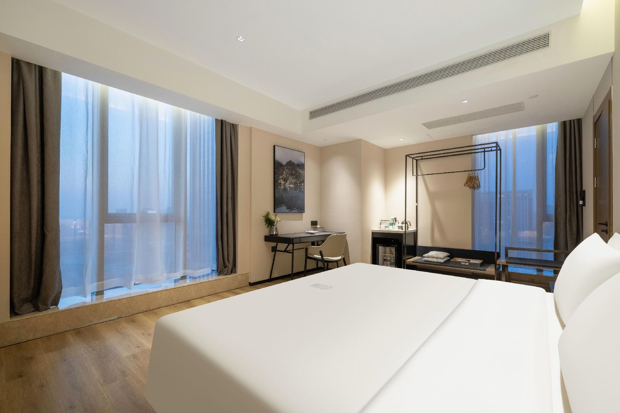 Atour - JIMU Suite, City View