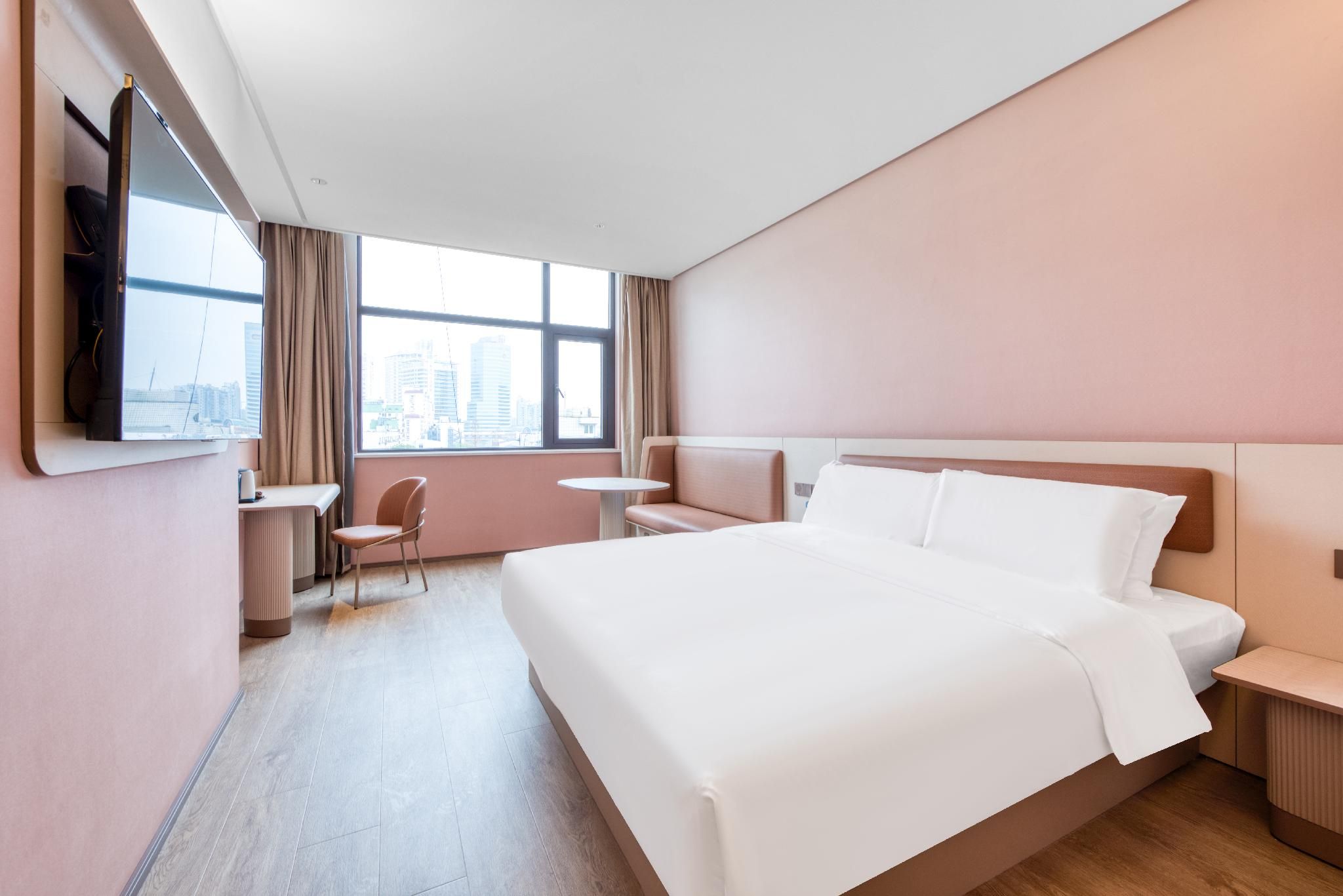Huazhu - Superior BedRoom