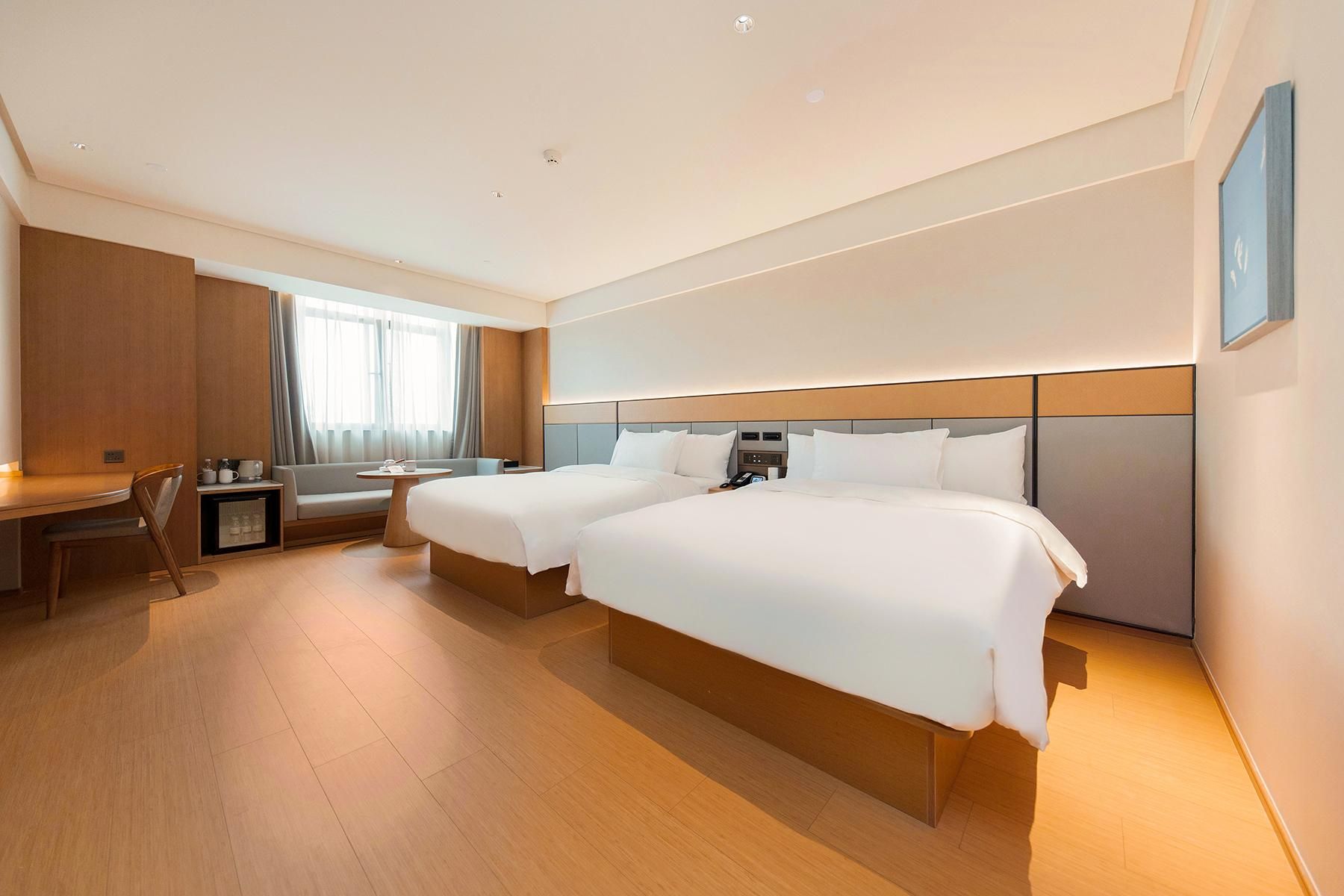 Deluxe Family Room, Guest room