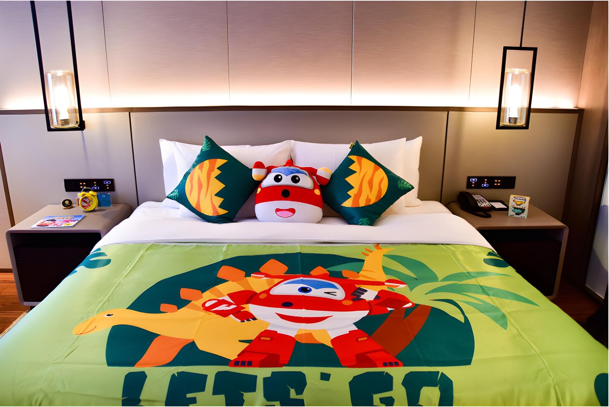 New Century Super Wings Theme Room